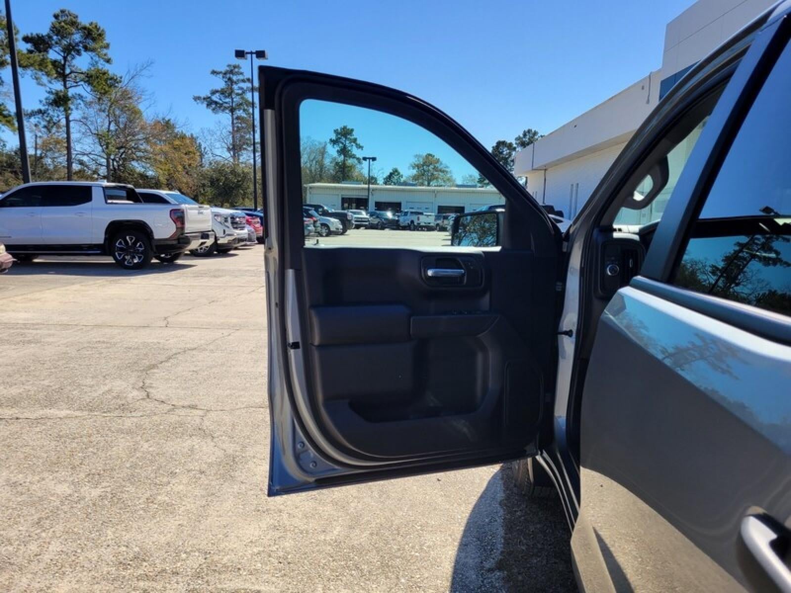 2026 GMC Sierra 1500 Crew Cab Short Box 2-Wheel Drive Pro