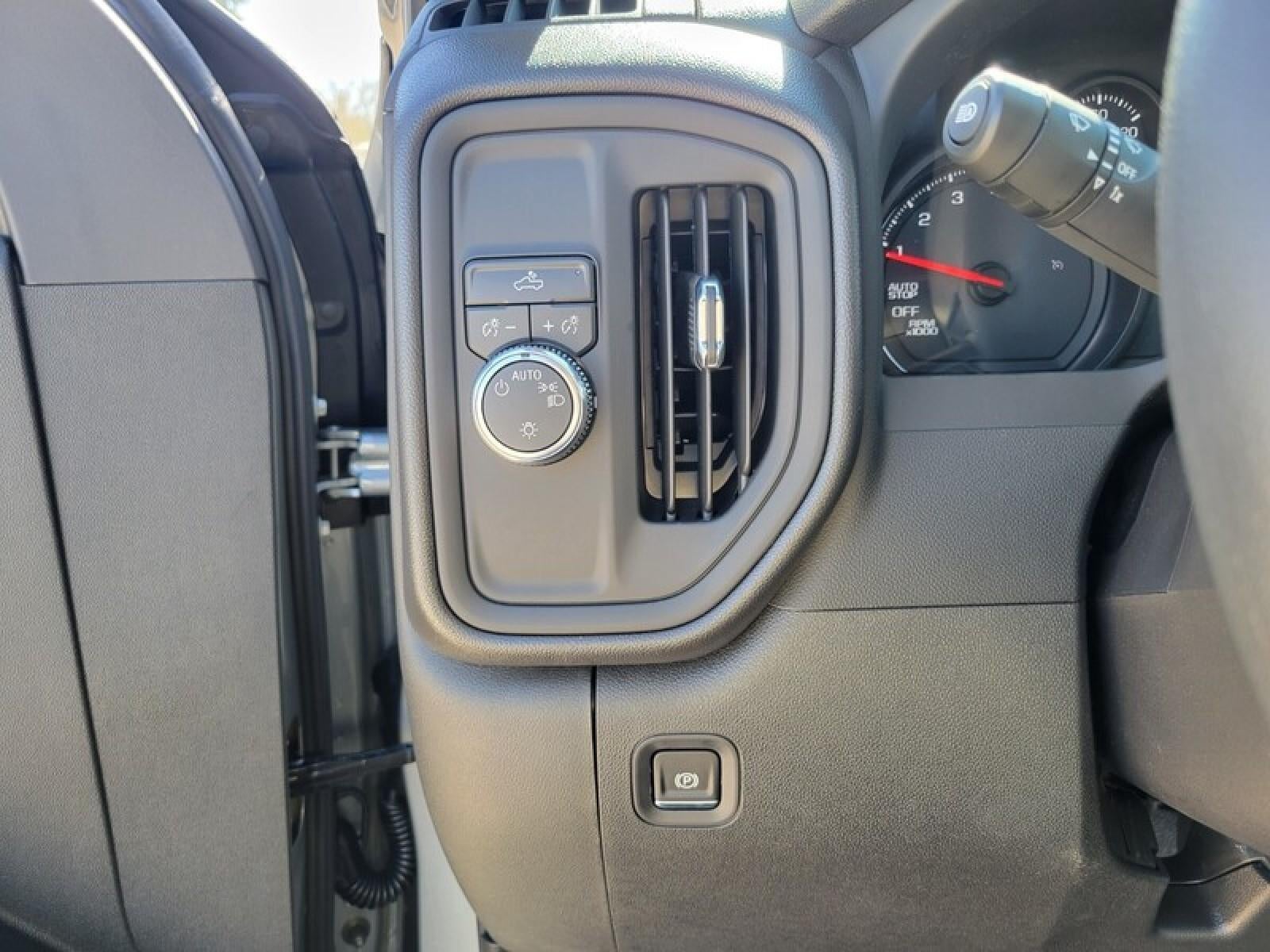 2026 GMC Sierra 1500 Crew Cab Short Box 2-Wheel Drive Pro