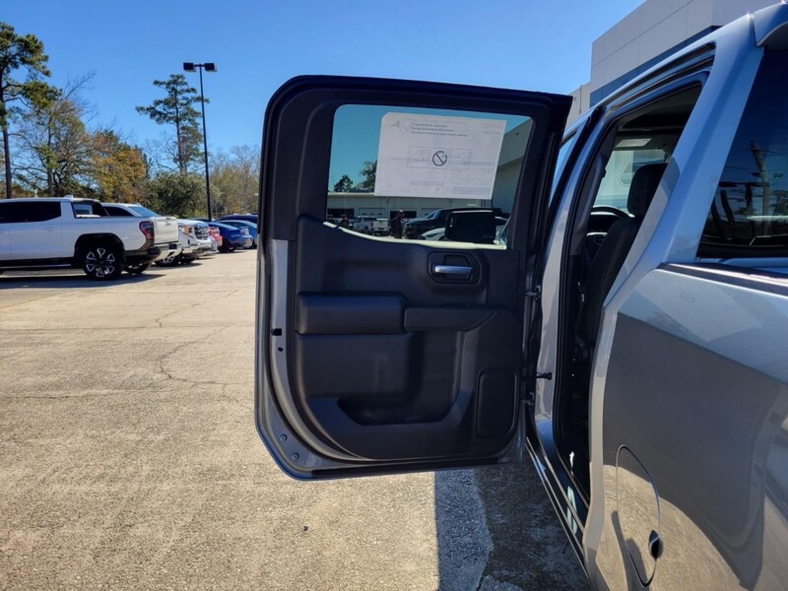 2026 GMC Sierra 1500 Crew Cab Short Box 2-Wheel Drive Pro