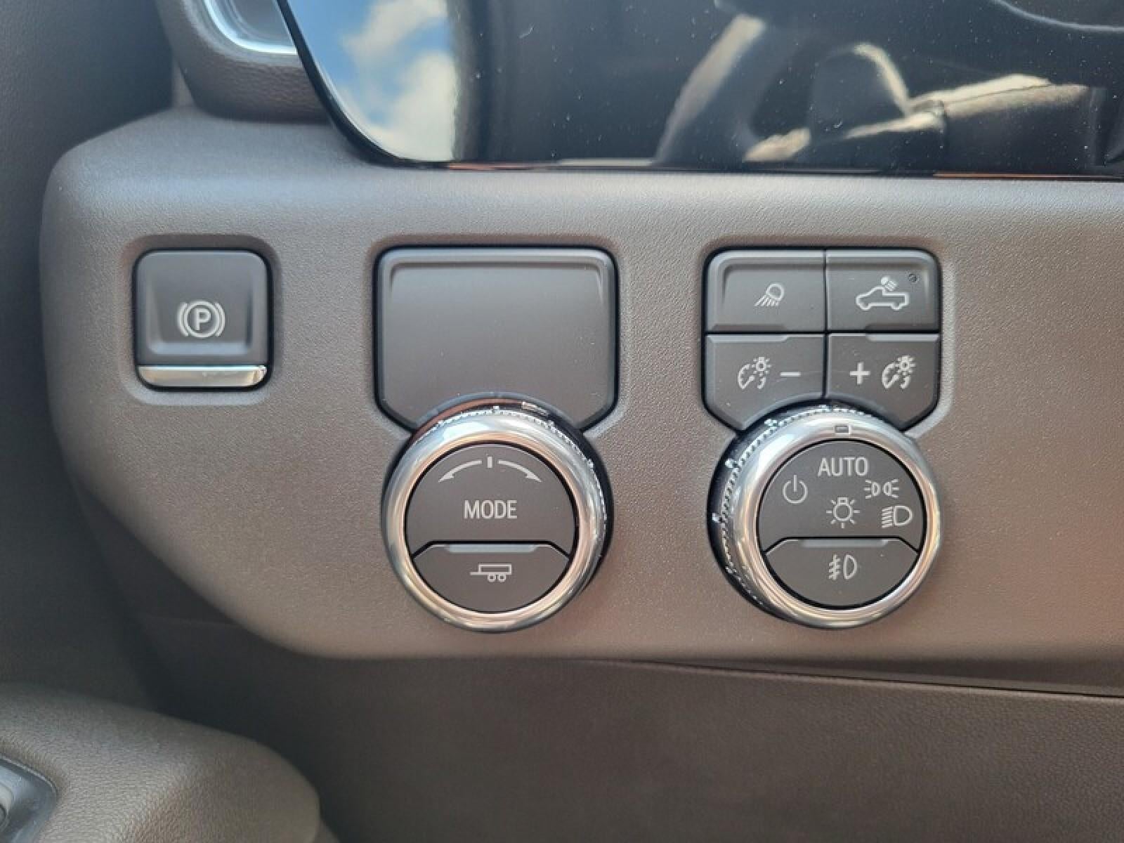 2026 GMC Sierra 1500 Crew Cab Short Box 2-Wheel Drive SLT