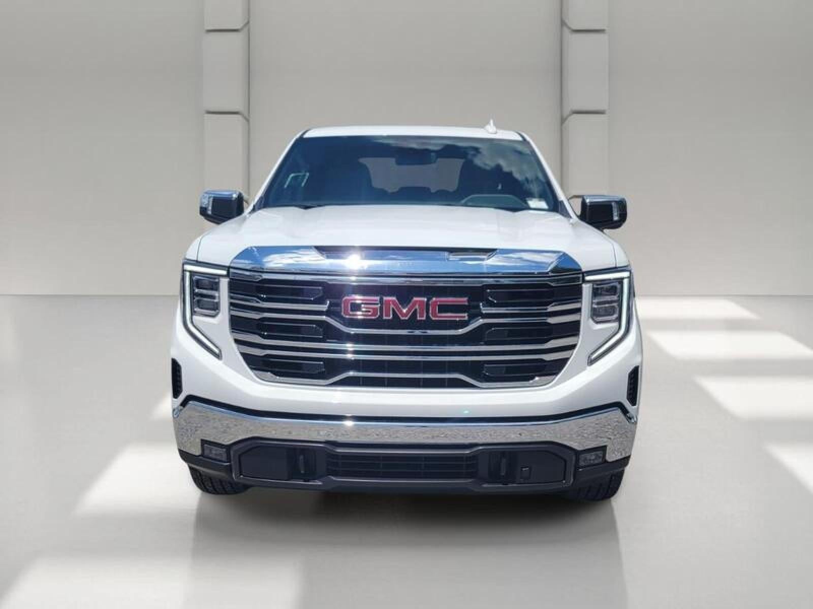2026 GMC Sierra 1500 Crew Cab Short Box 2-Wheel Drive SLT
