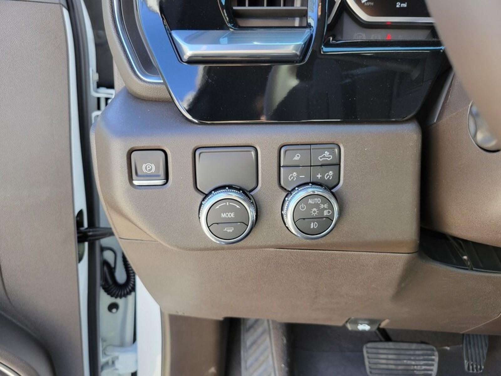 2026 GMC Sierra 1500 Crew Cab Short Box 2-Wheel Drive SLT