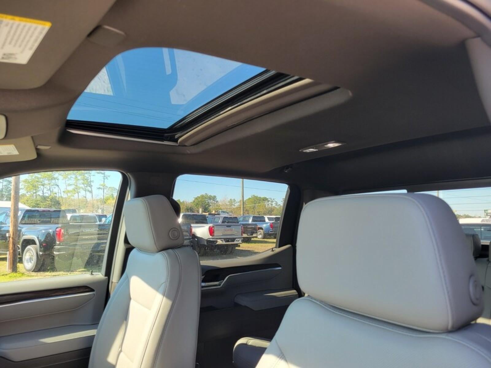 2026 GMC Sierra 1500 Crew Cab Short Box 2-Wheel Drive SLT