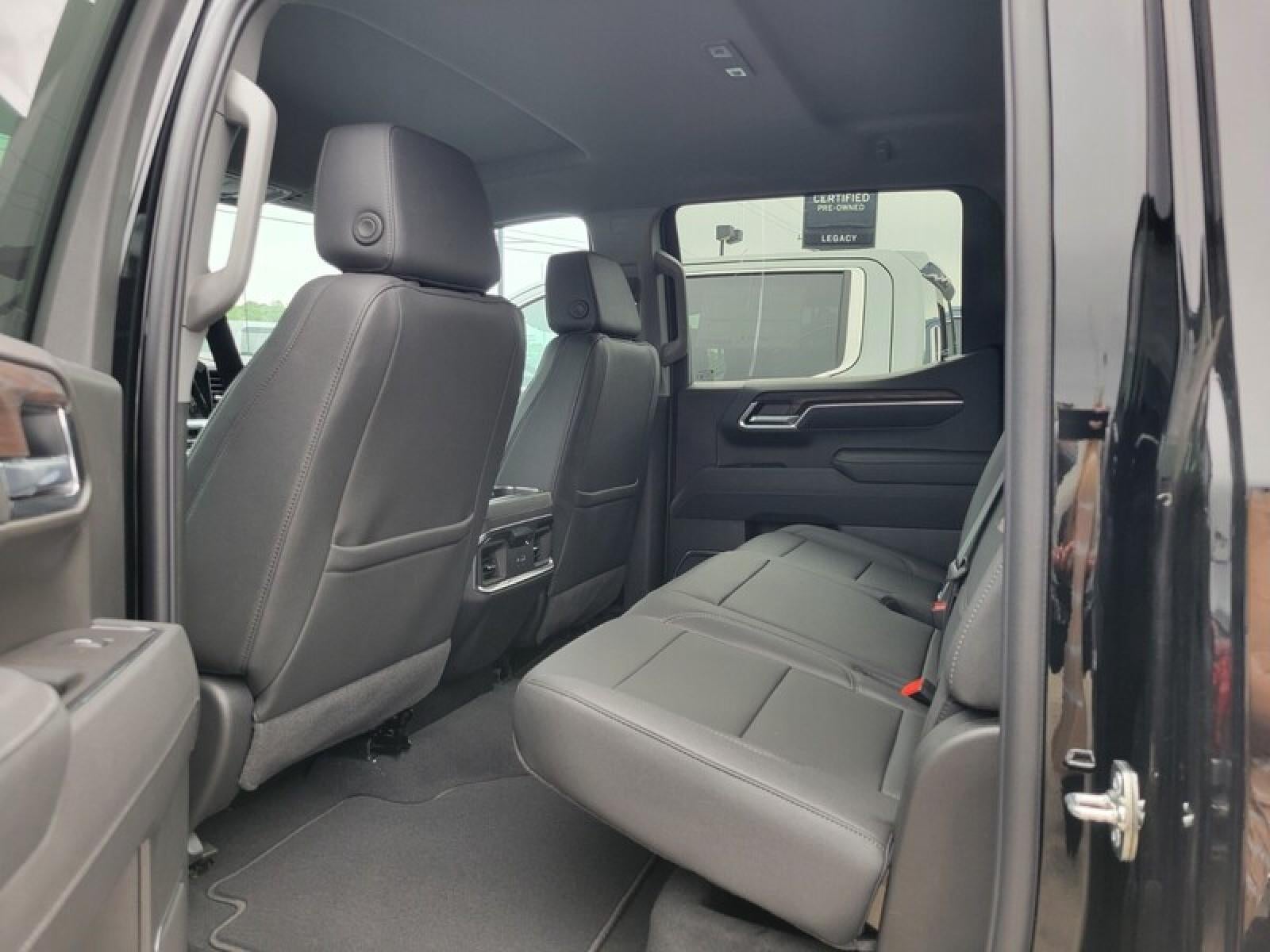 2026 GMC Sierra 1500 Crew Cab Short Box 2-Wheel Drive SLT