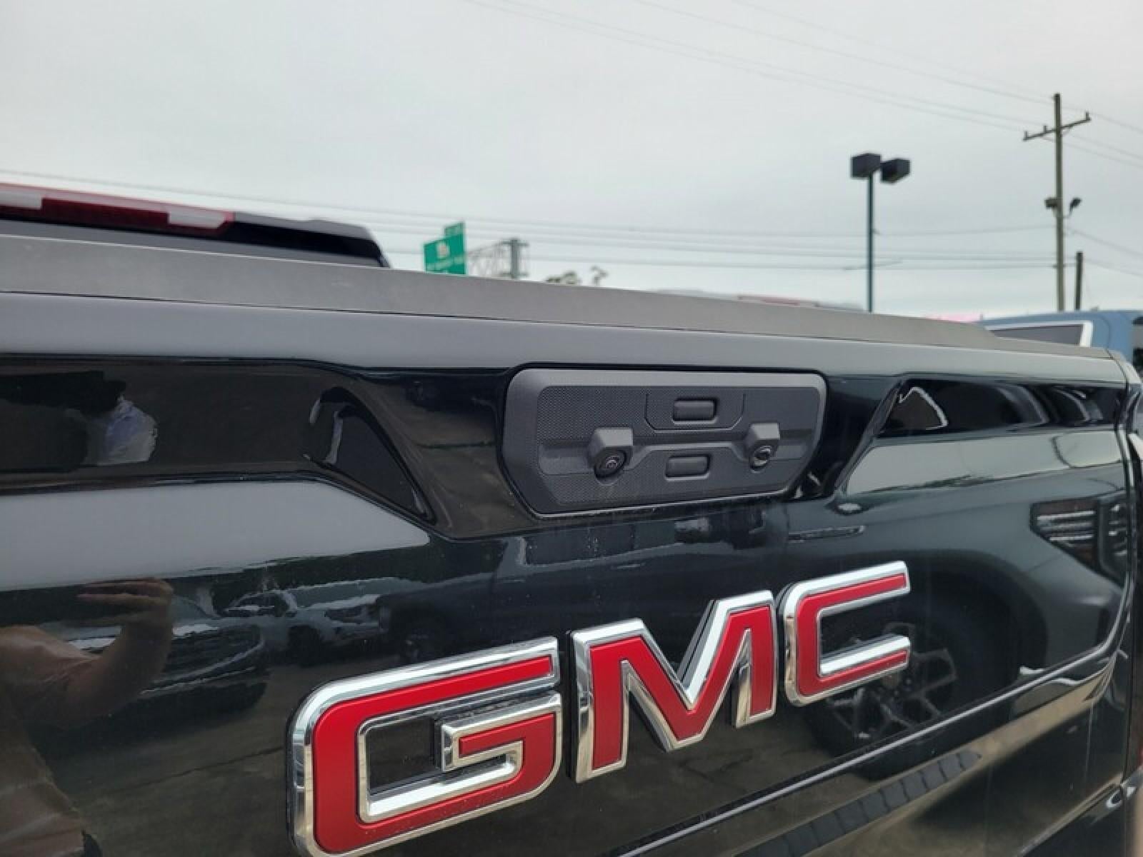 2026 GMC Sierra 1500 Crew Cab Short Box 2-Wheel Drive SLT
