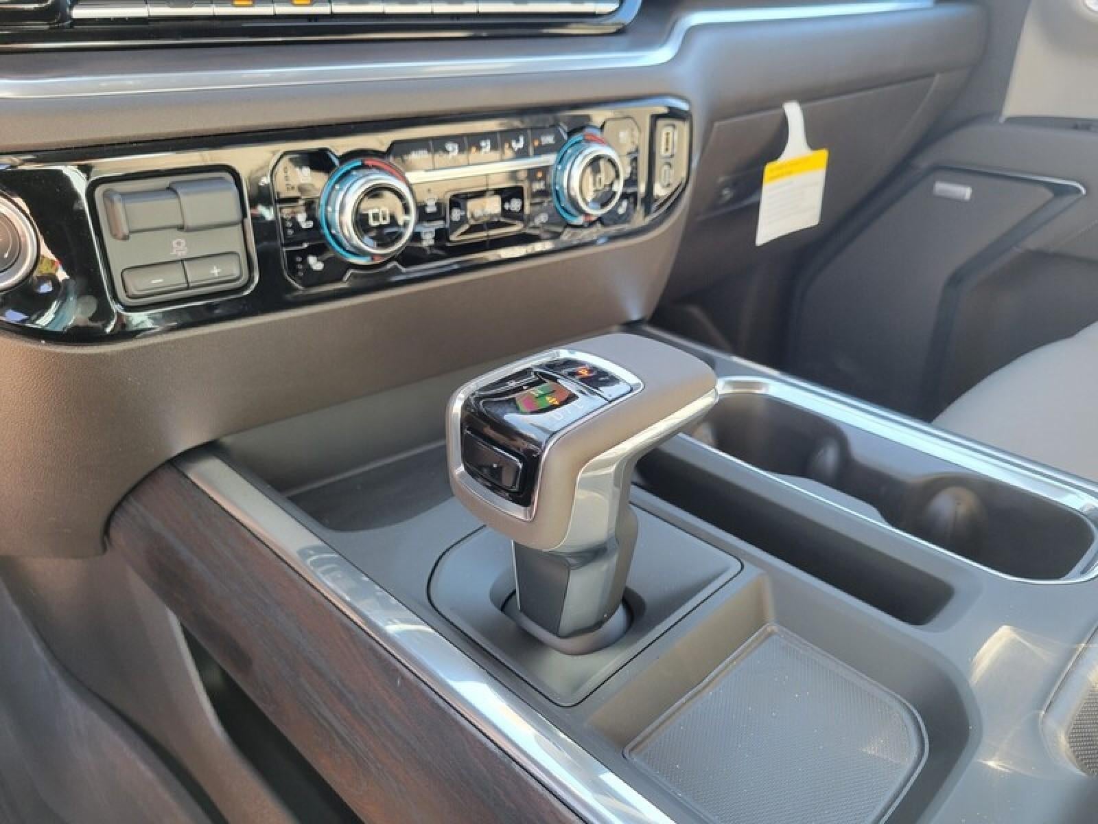 2026 GMC Sierra 1500 Crew Cab Short Box 2-Wheel Drive SLT