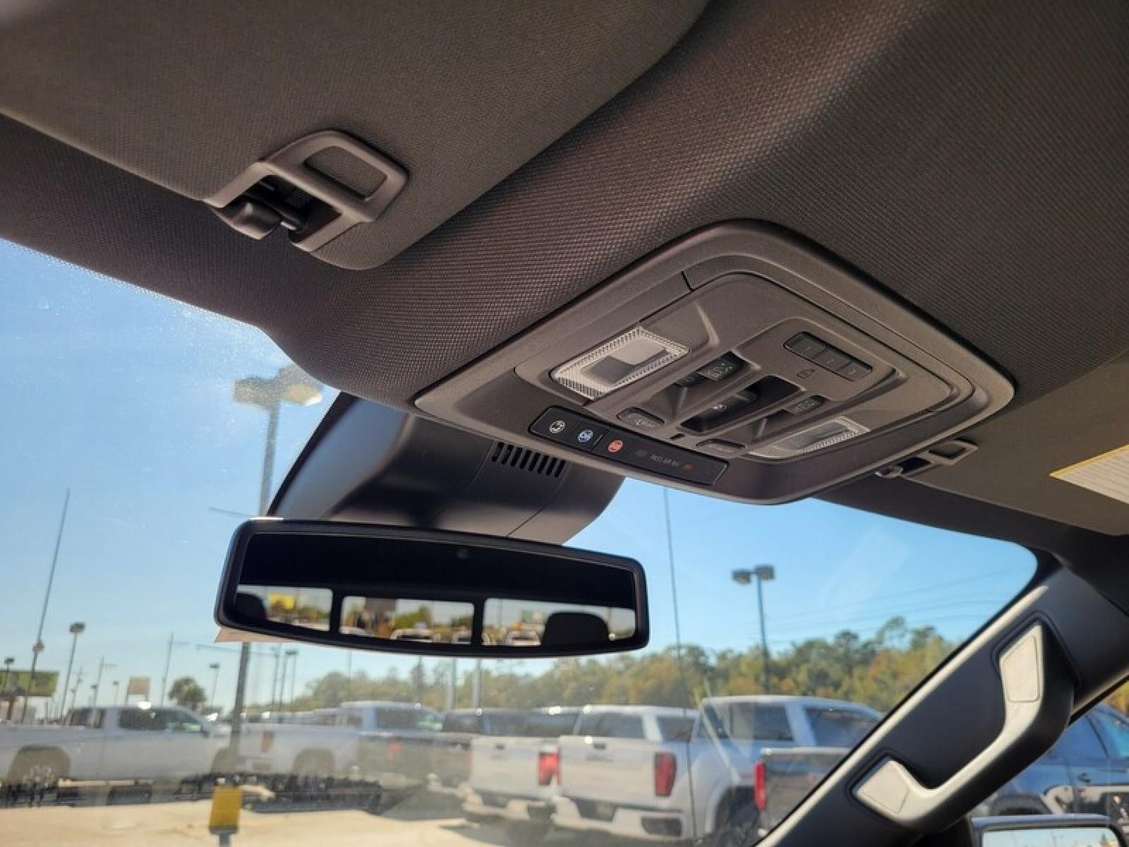 2026 GMC Sierra 1500 Crew Cab Short Box 2-Wheel Drive SLT