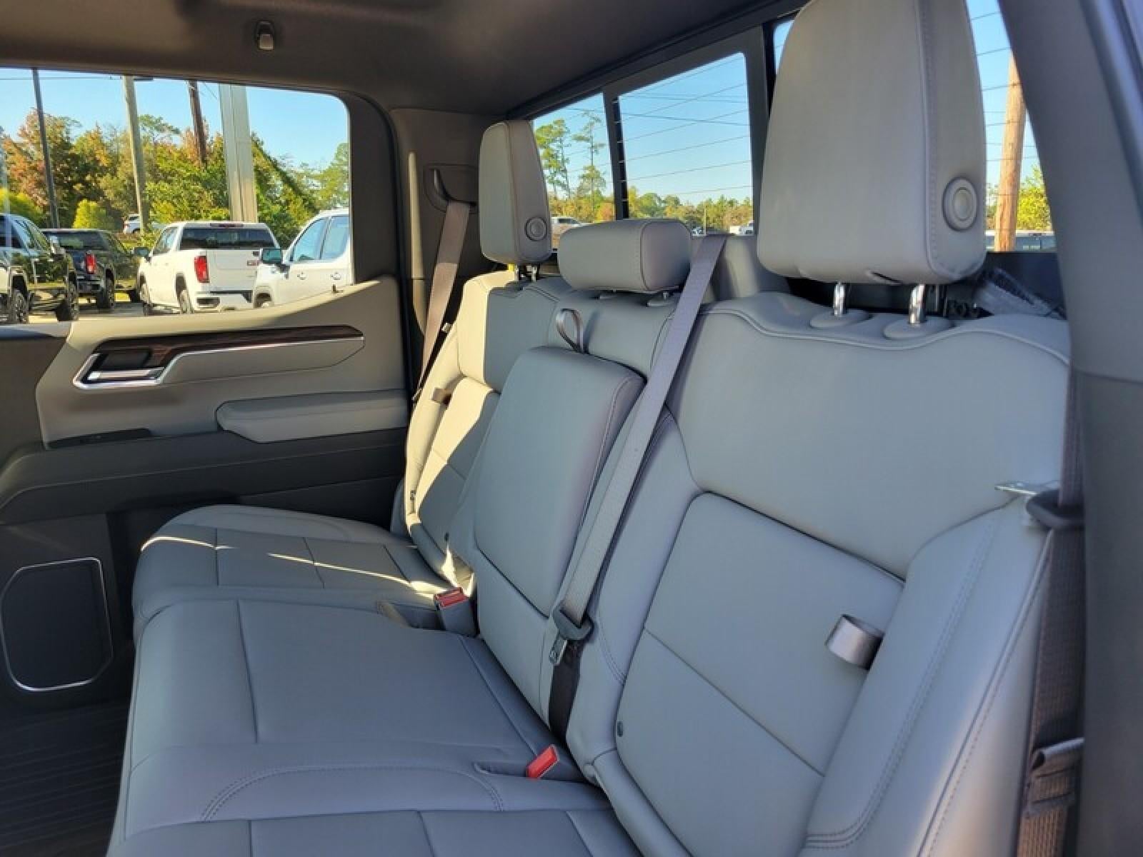 2026 GMC Sierra 1500 Crew Cab Short Box 2-Wheel Drive SLT