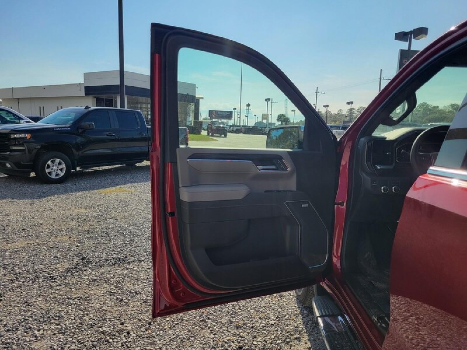 2026 GMC Sierra 1500 Crew Cab Short Box 2-Wheel Drive SLT