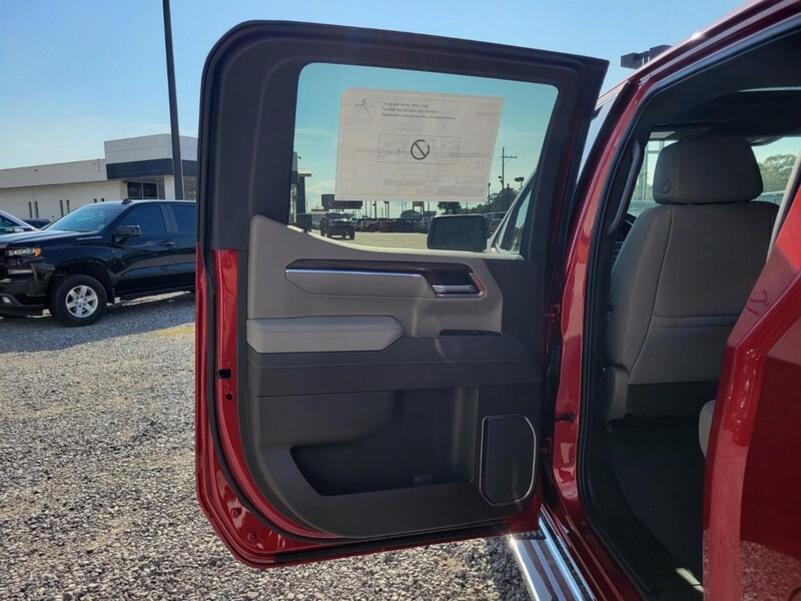 2026 GMC Sierra 1500 Crew Cab Short Box 2-Wheel Drive SLT