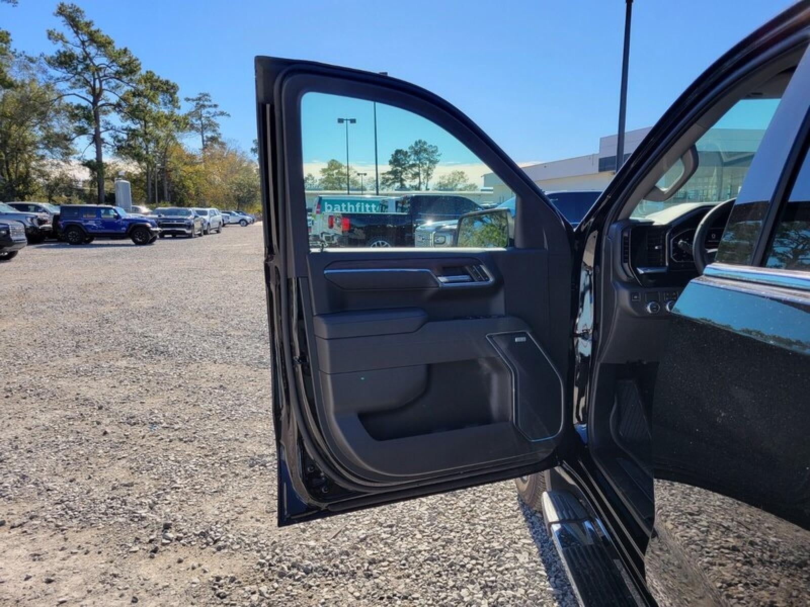 2026 GMC Sierra 1500 Crew Cab Short Box 2-Wheel Drive SLT