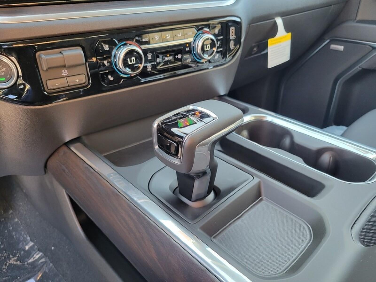 2026 GMC Sierra 1500 Crew Cab Short Box 2-Wheel Drive SLT