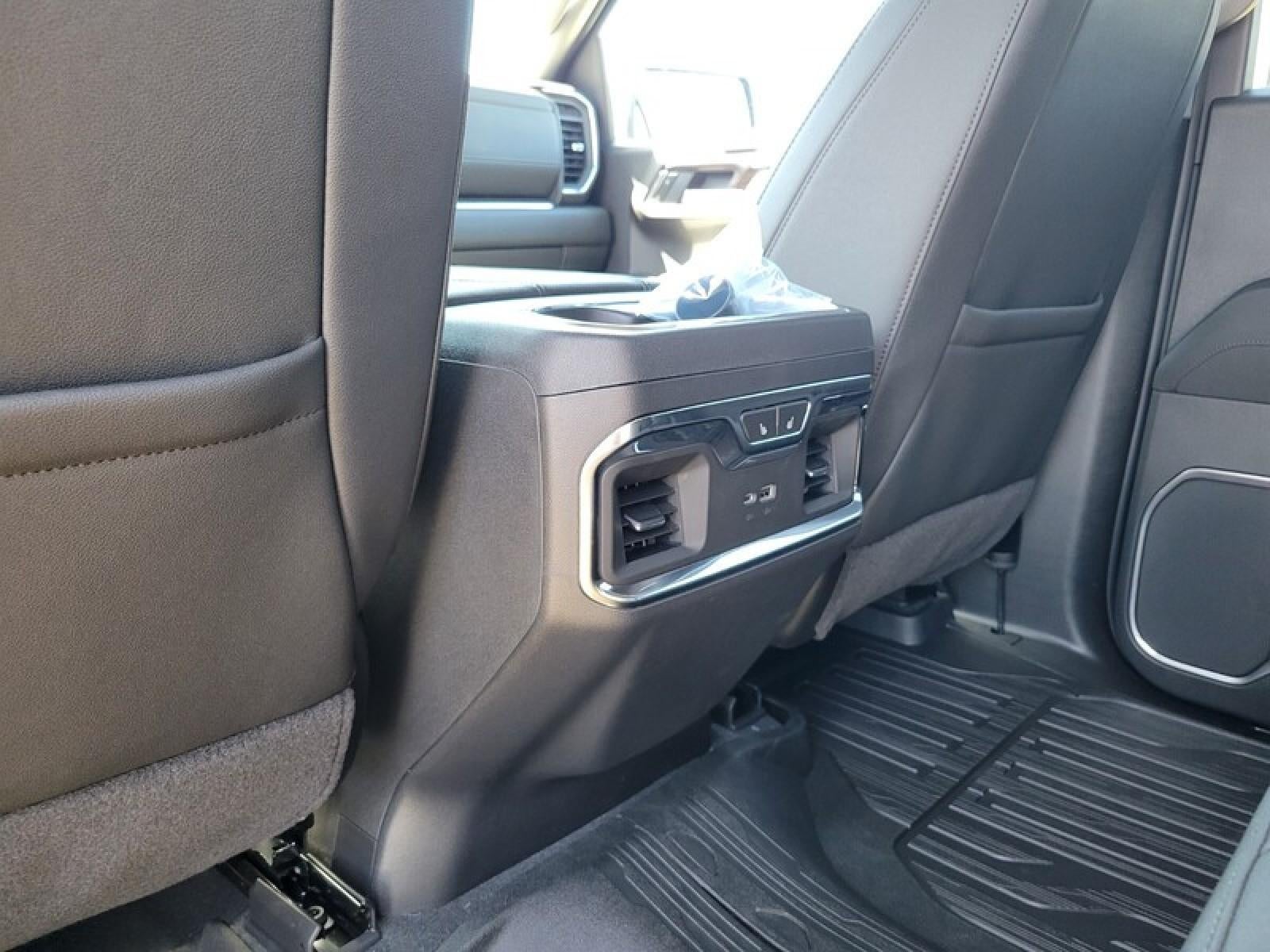 2026 GMC Sierra 1500 Crew Cab Short Box 2-Wheel Drive SLT