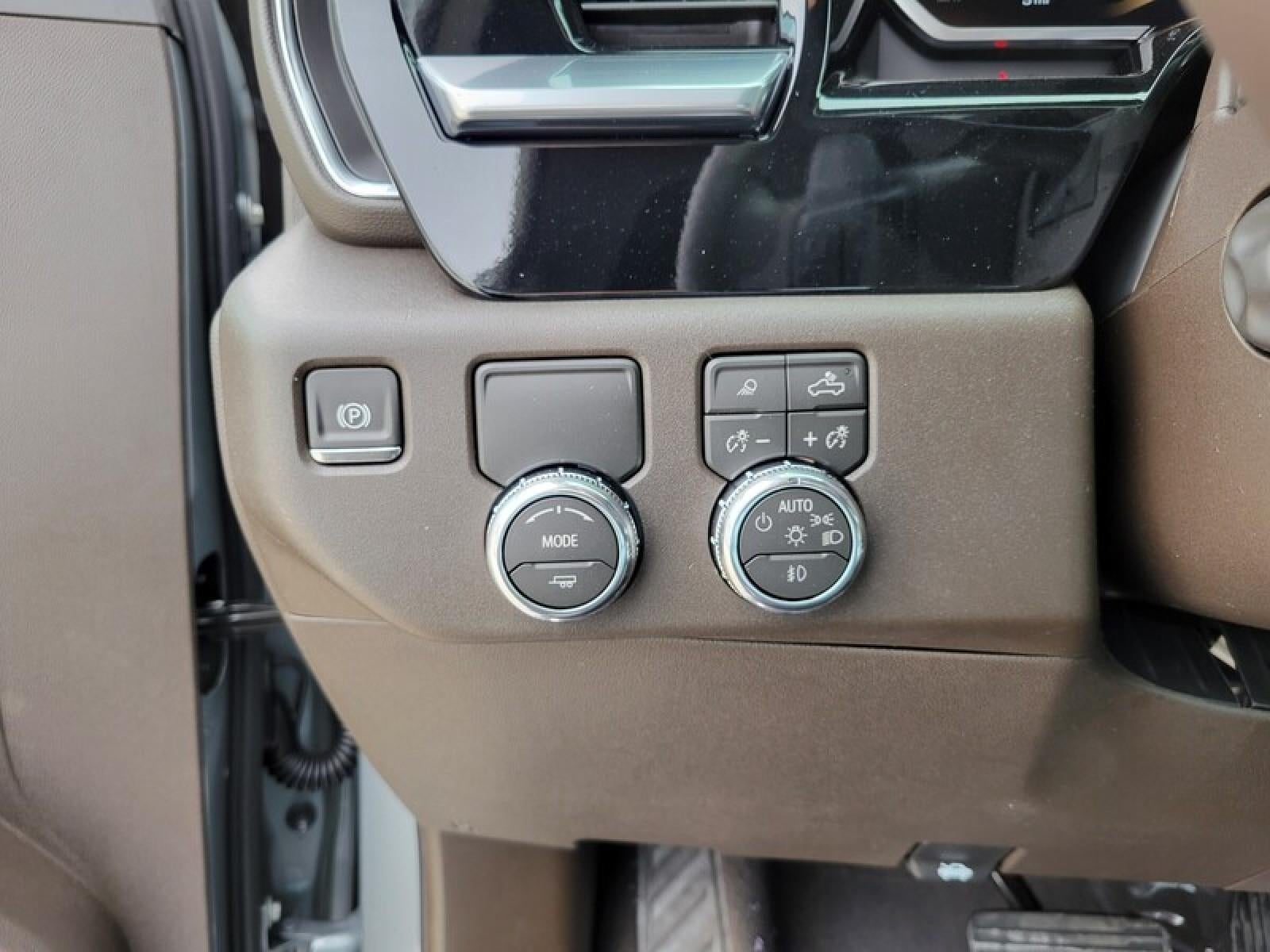 2026 GMC Sierra 1500 Crew Cab Short Box 2-Wheel Drive SLT