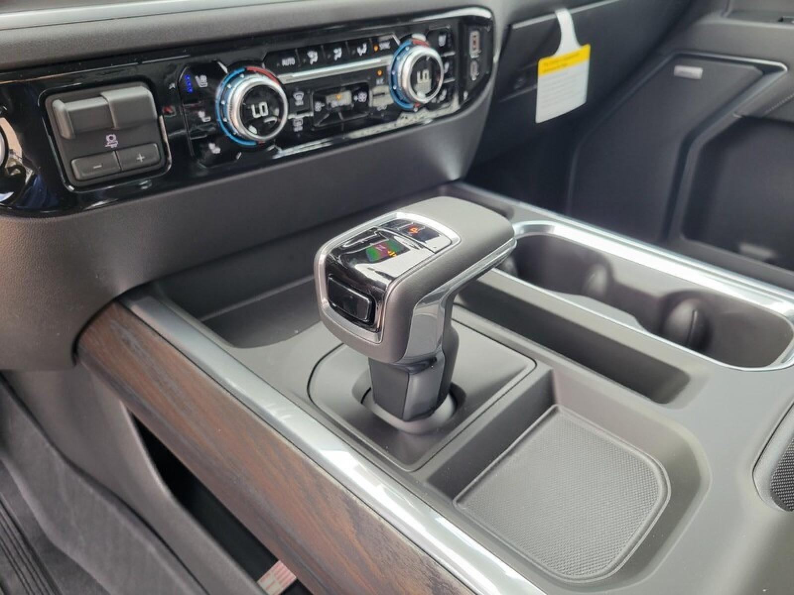 2026 GMC Sierra 1500 Crew Cab Short Box 2-Wheel Drive SLT