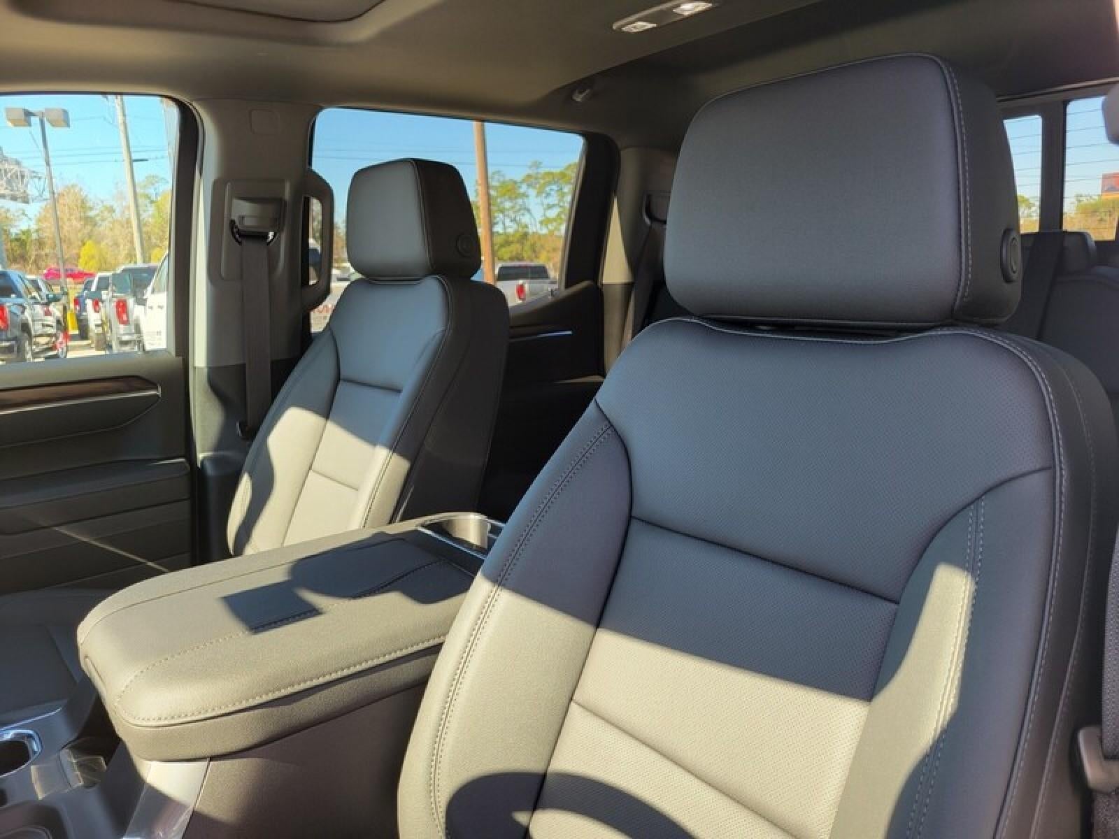 2026 GMC Sierra 1500 Crew Cab Short Box 2-Wheel Drive SLT