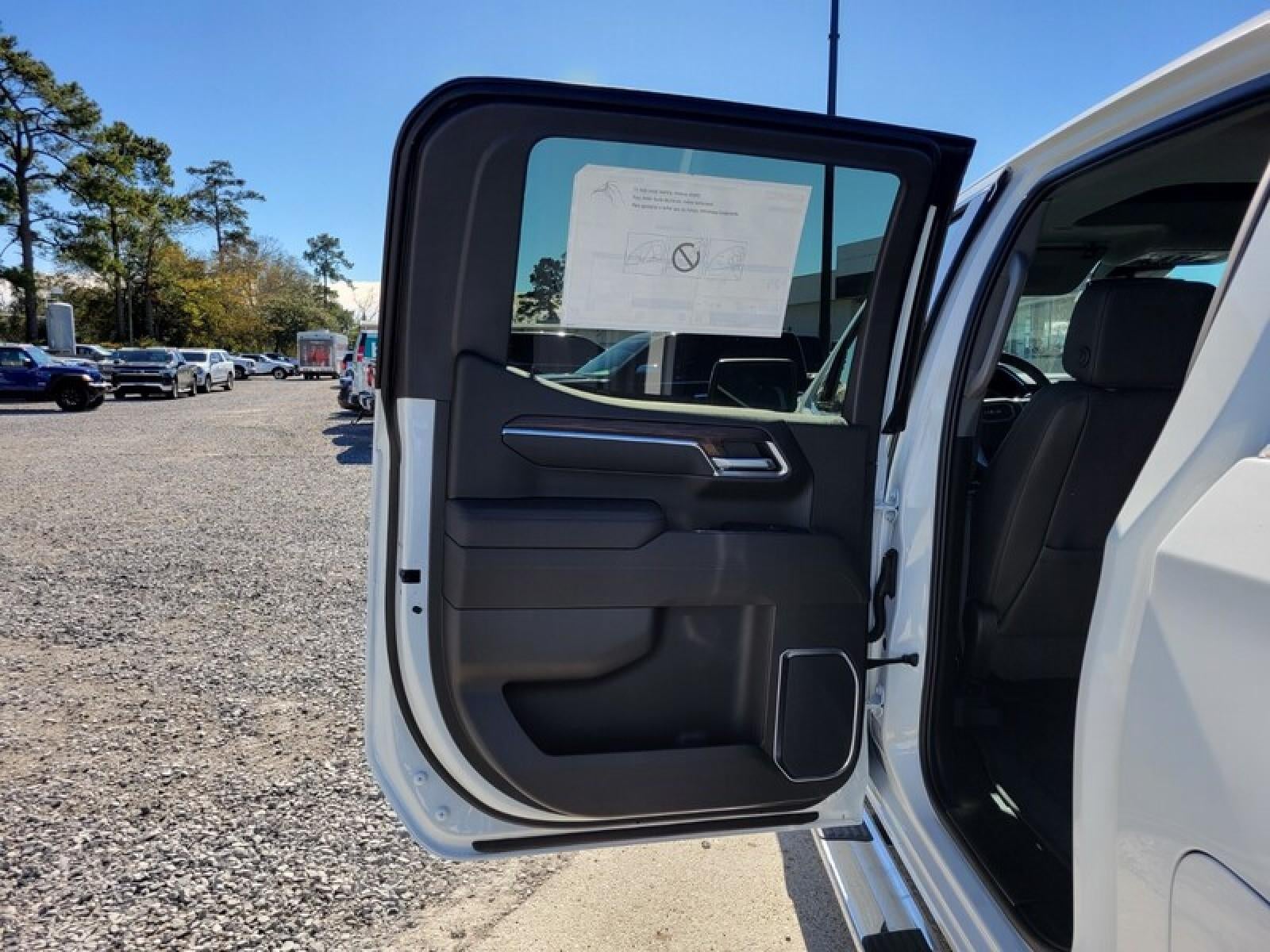 2026 GMC Sierra 1500 Crew Cab Short Box 2-Wheel Drive SLT