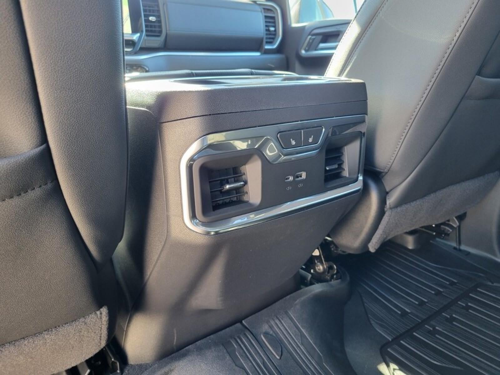 2026 GMC Sierra 1500 Crew Cab Short Box 2-Wheel Drive SLT