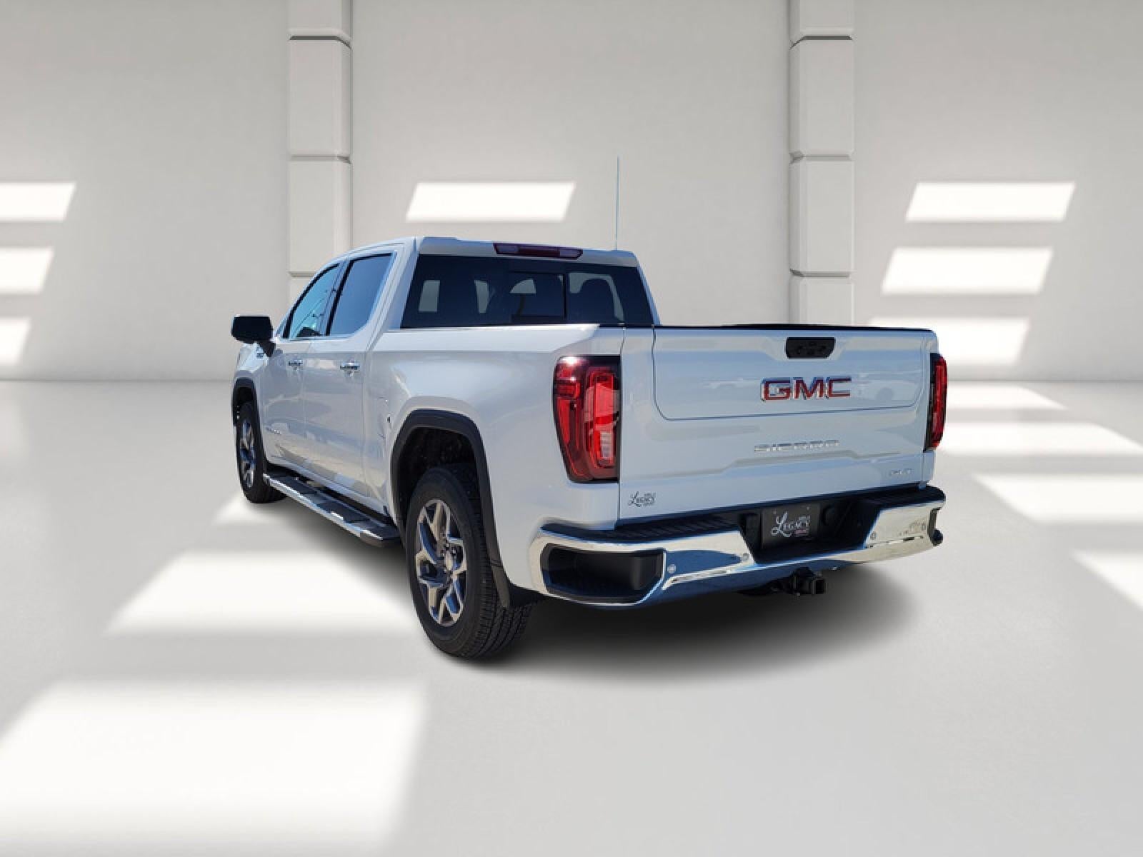 2026 GMC Sierra 1500 Crew Cab Short Box 2-Wheel Drive SLT