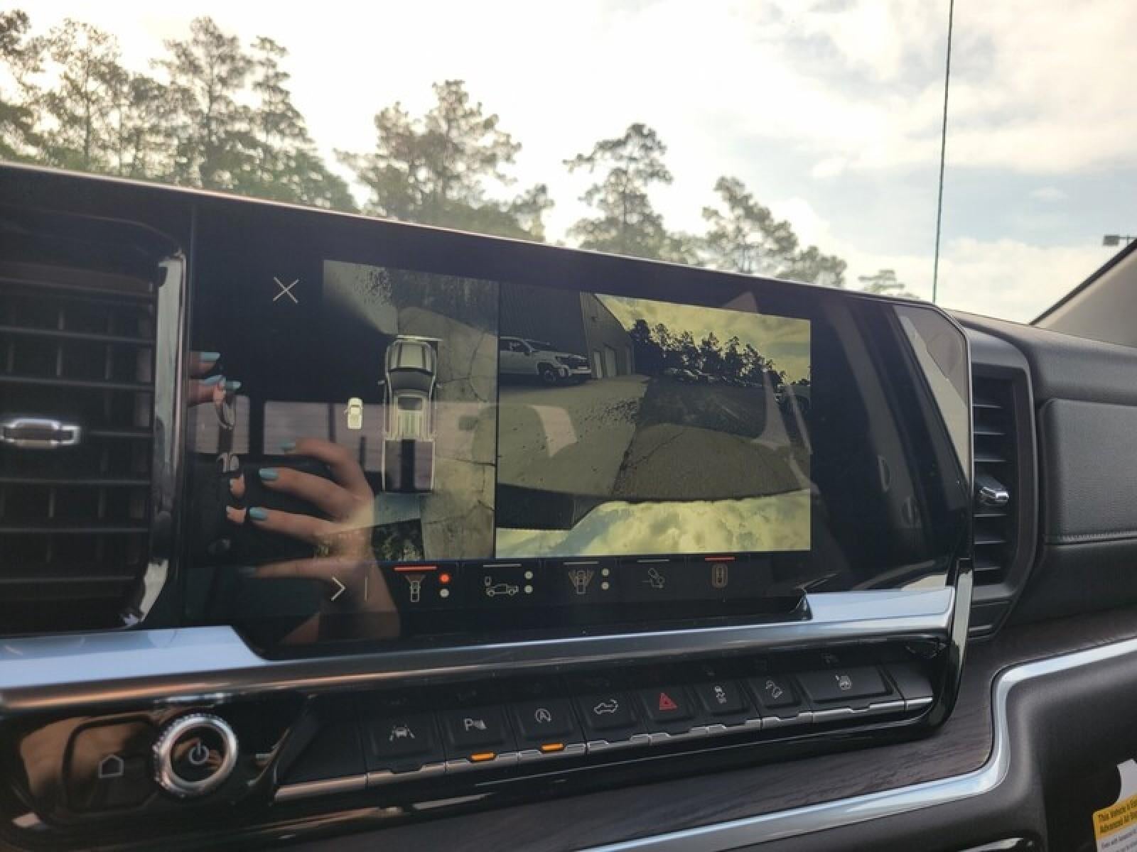 2026 GMC Sierra 1500 Crew Cab Short Box 2-Wheel Drive SLT