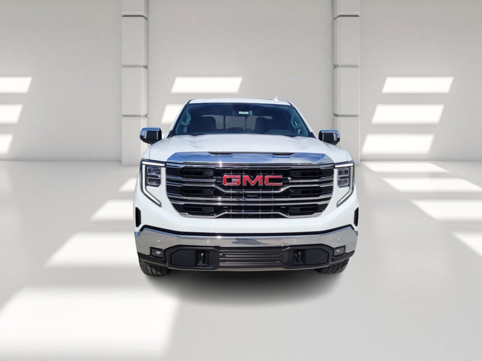 2026 GMC Sierra 1500 Crew Cab Short Box 2-Wheel Drive SLT