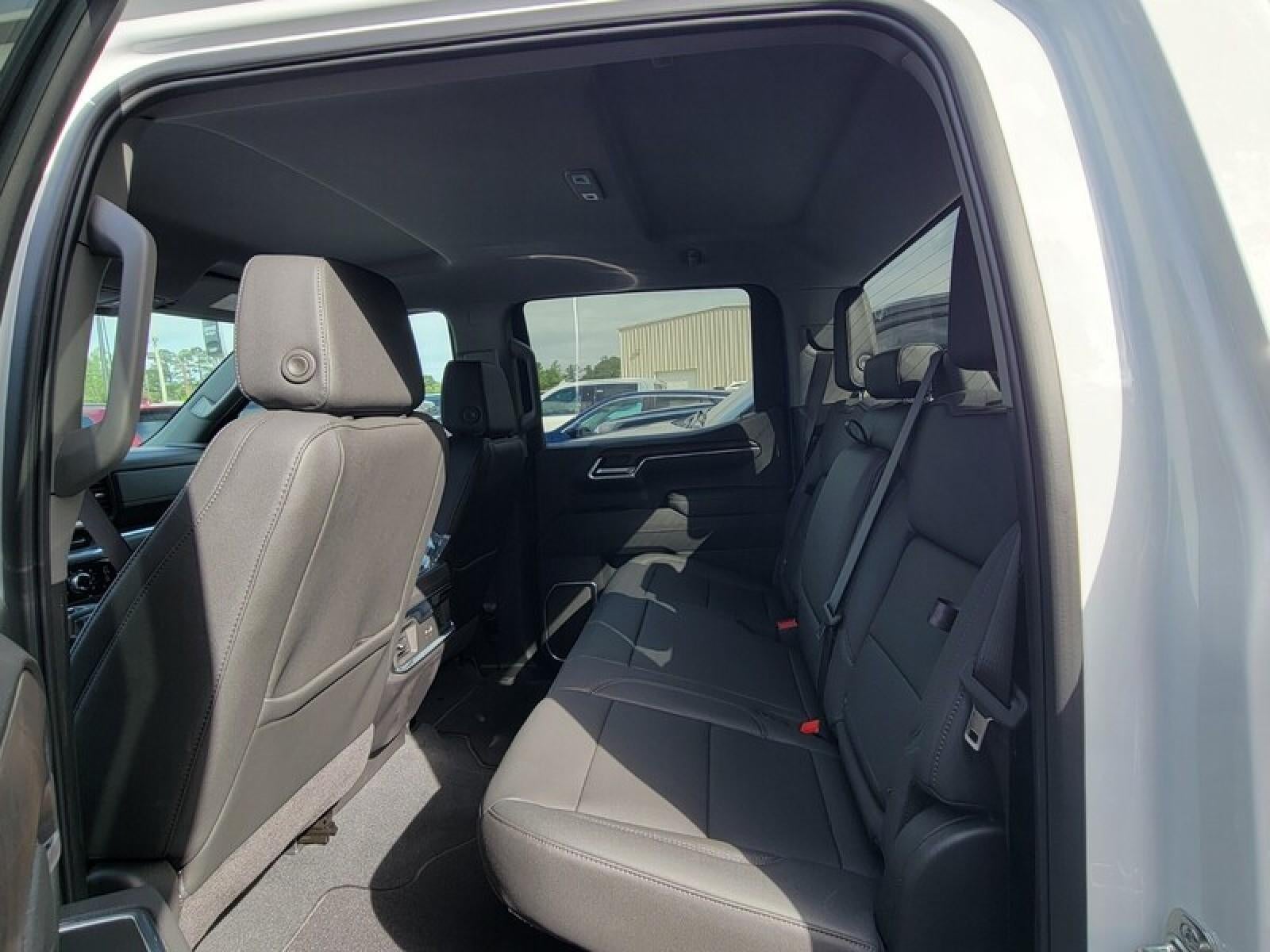 2026 GMC Sierra 1500 Crew Cab Short Box 2-Wheel Drive SLT