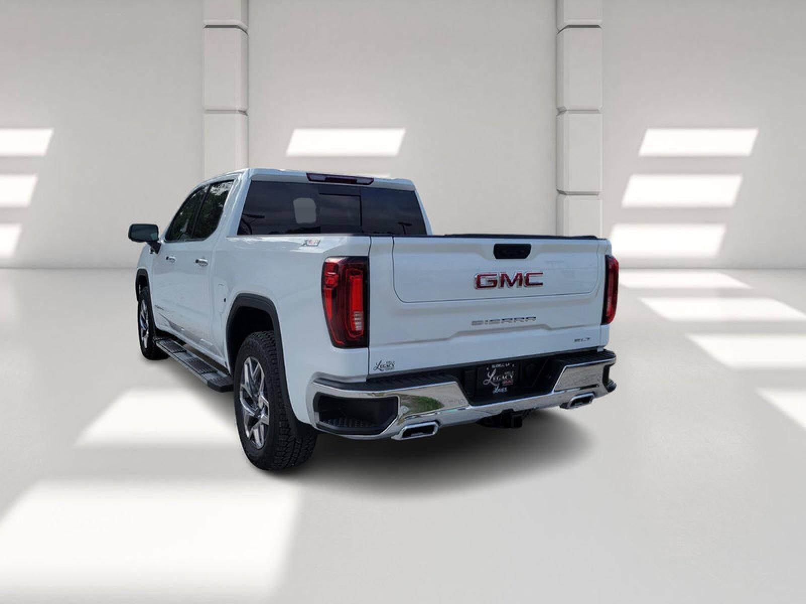2026 GMC Sierra 1500 Crew Cab Short Box 2-Wheel Drive SLT