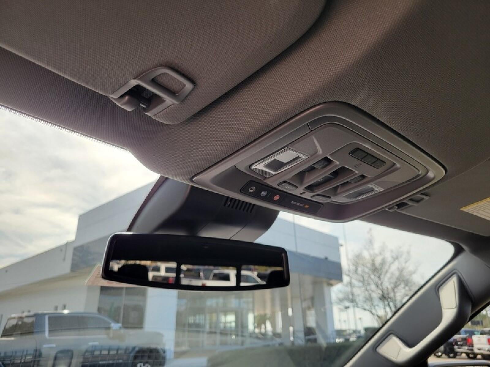 2026 GMC Sierra 1500 Crew Cab Short Box 2-Wheel Drive SLT