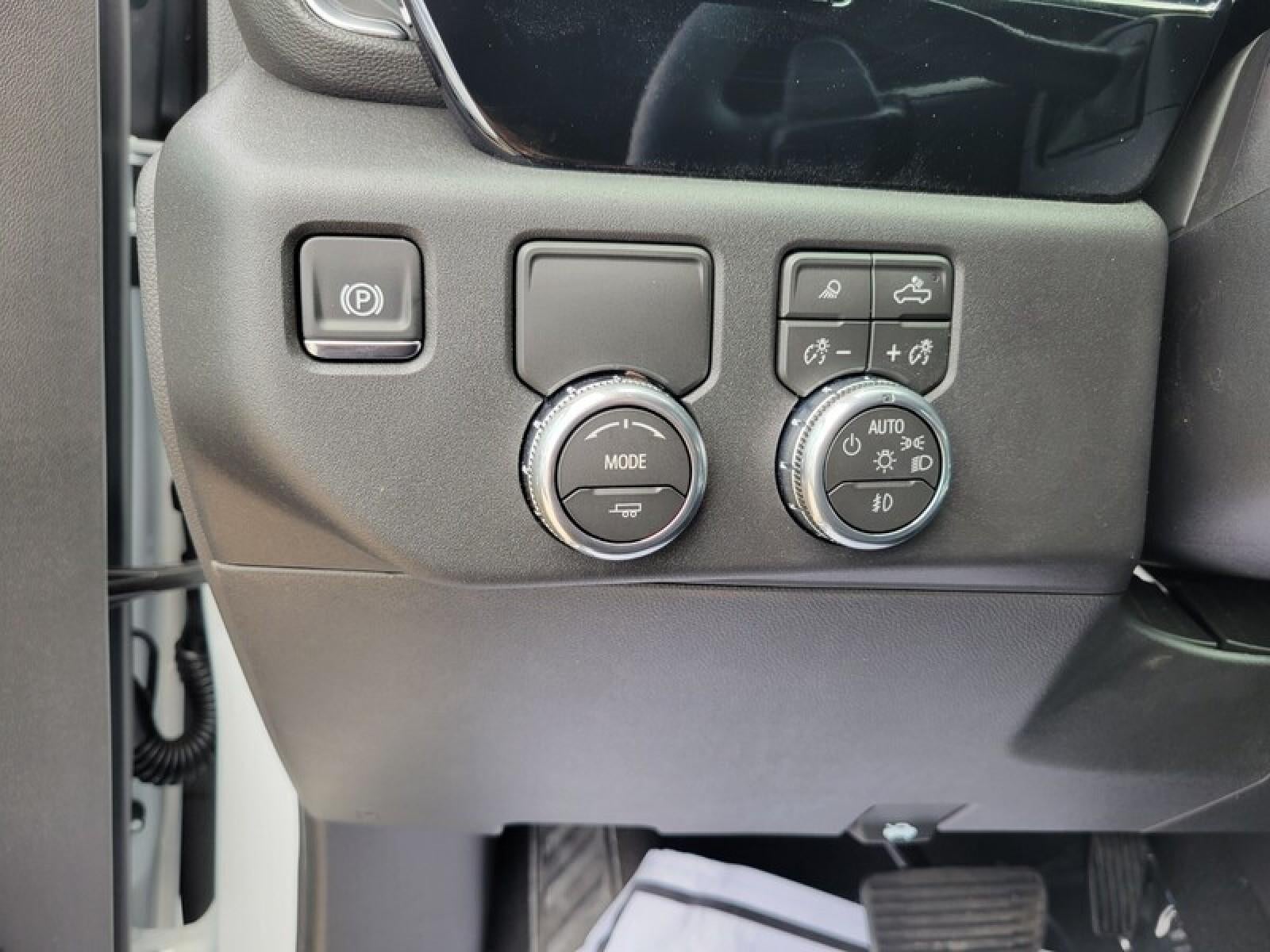 2026 GMC Sierra 1500 Crew Cab Short Box 2-Wheel Drive SLT