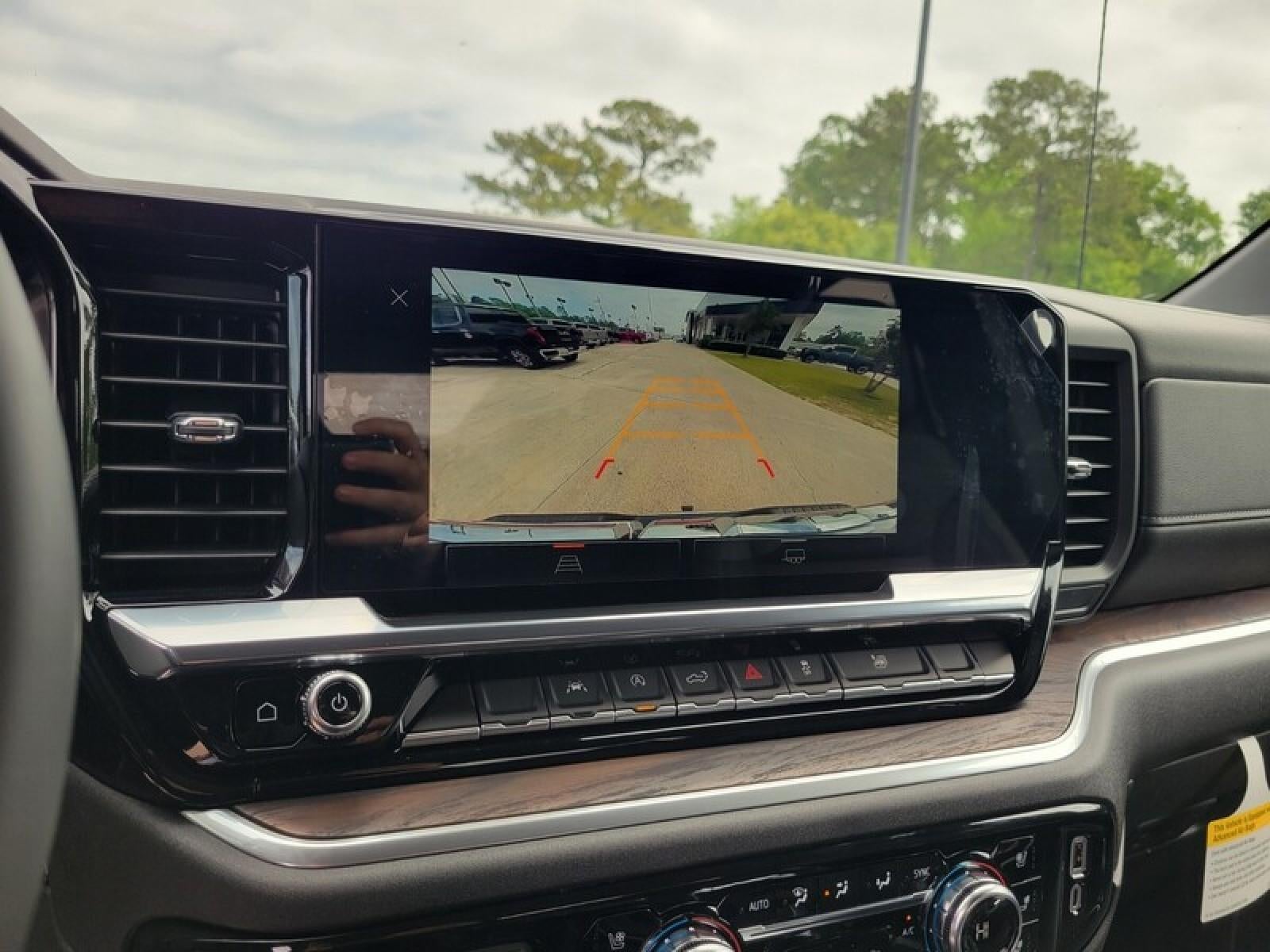 2026 GMC Sierra 1500 Crew Cab Short Box 2-Wheel Drive SLT