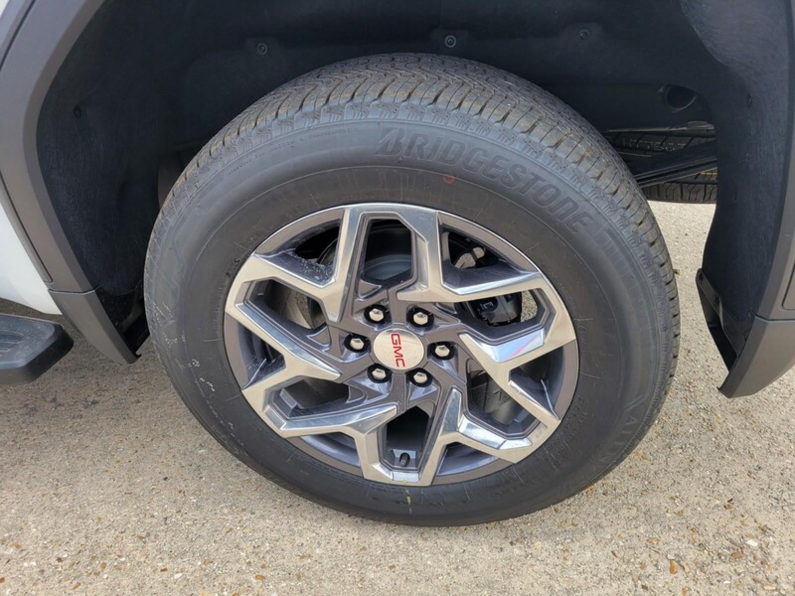 2026 GMC Sierra 1500 Crew Cab Short Box 2-Wheel Drive SLT