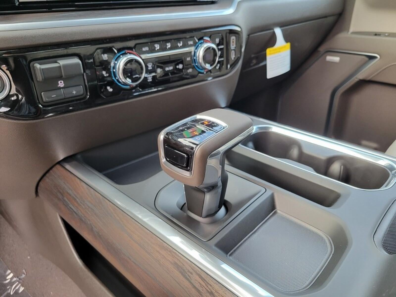 2026 GMC Sierra 1500 Crew Cab Short Box 2-Wheel Drive SLT