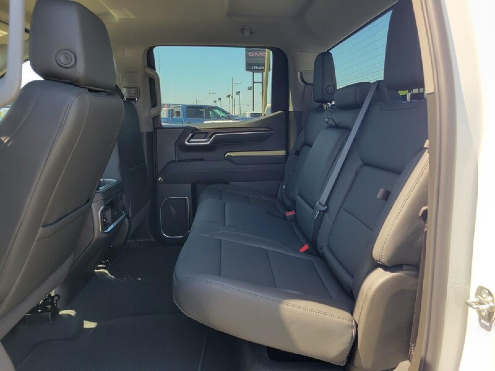 2026 GMC Sierra 1500 Crew Cab Short Box 2-Wheel Drive SLT