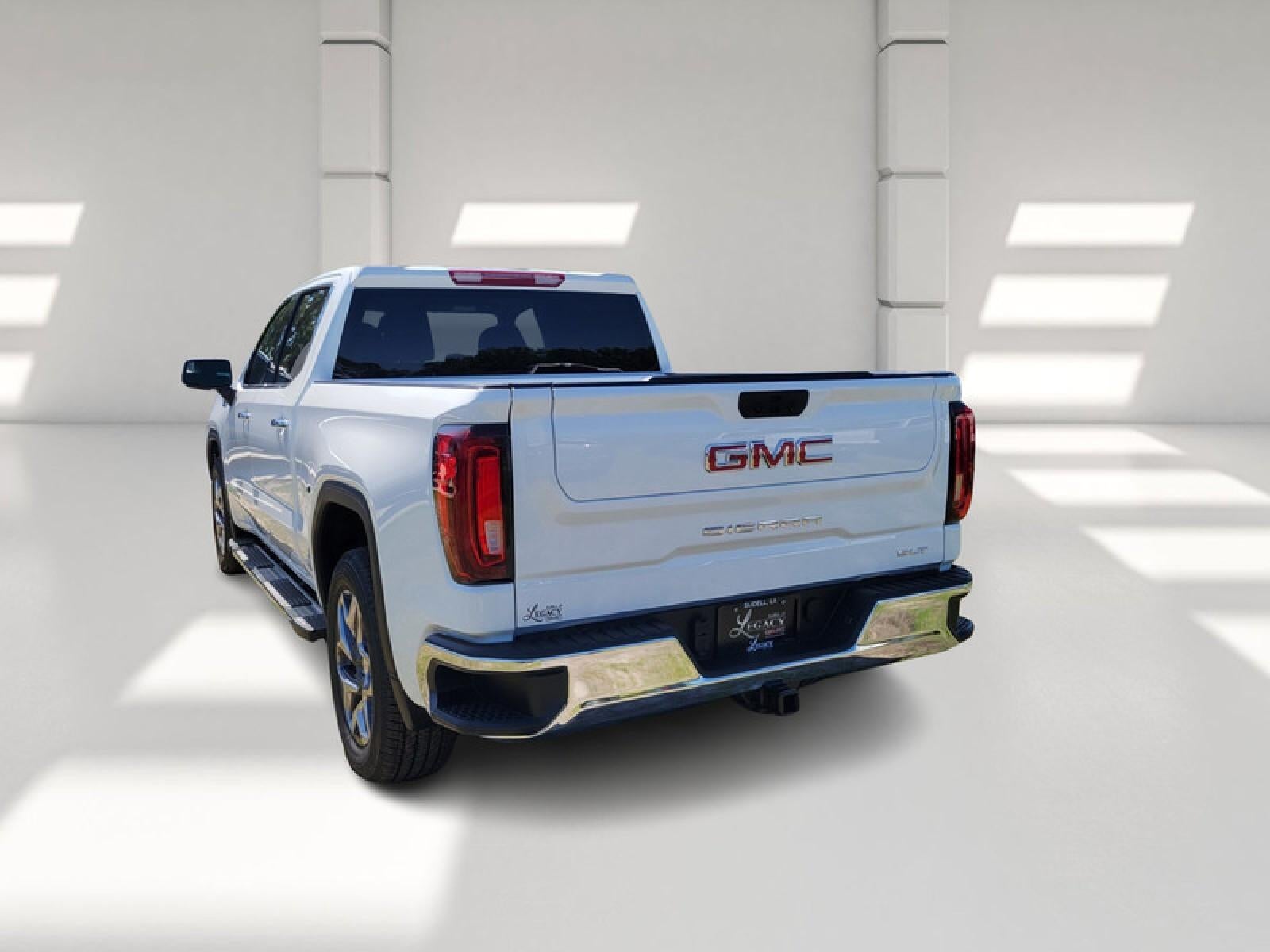 2026 GMC Sierra 1500 Crew Cab Short Box 2-Wheel Drive SLT