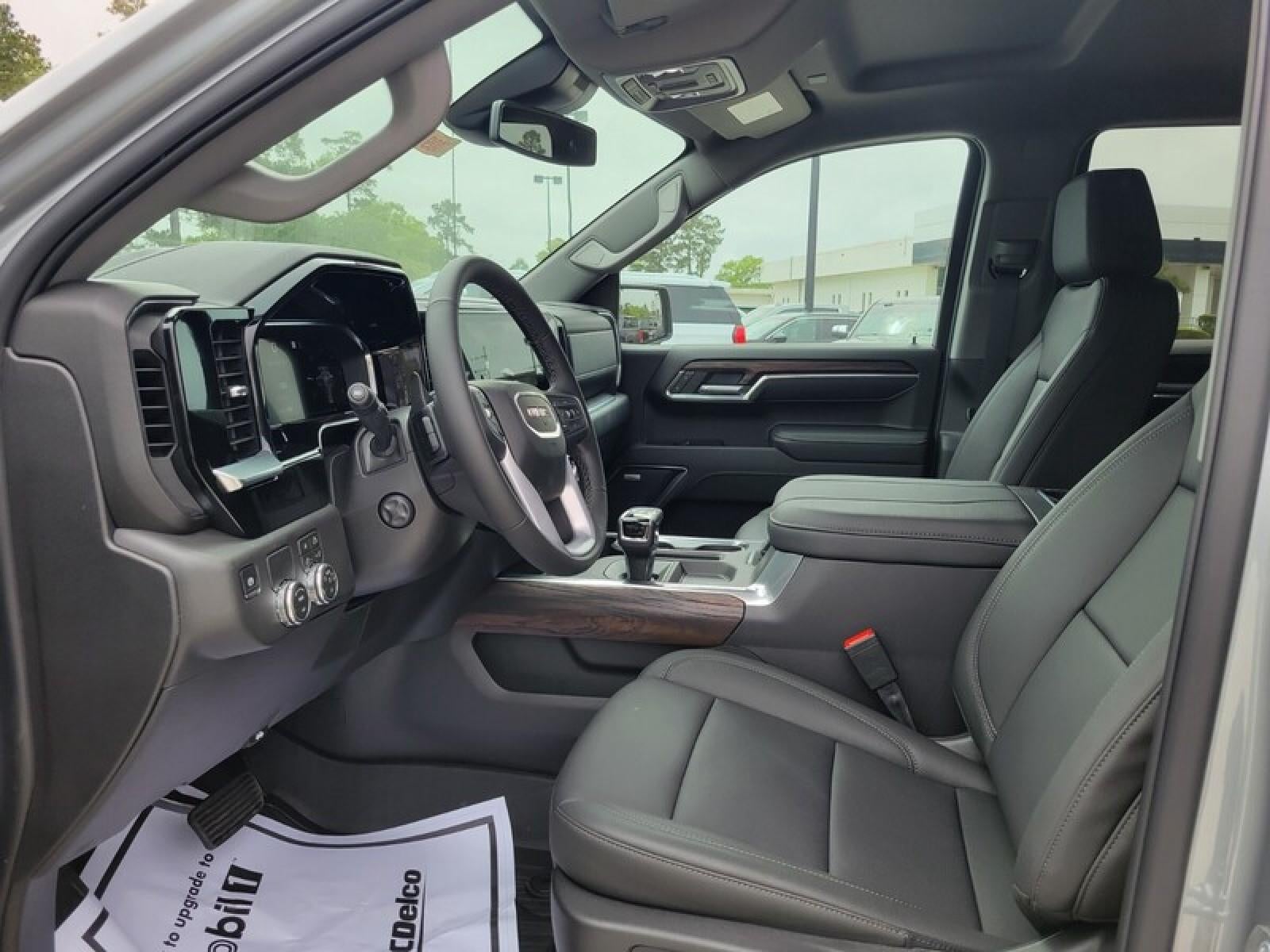 2026 GMC Sierra 1500 Crew Cab Short Box 2-Wheel Drive SLT