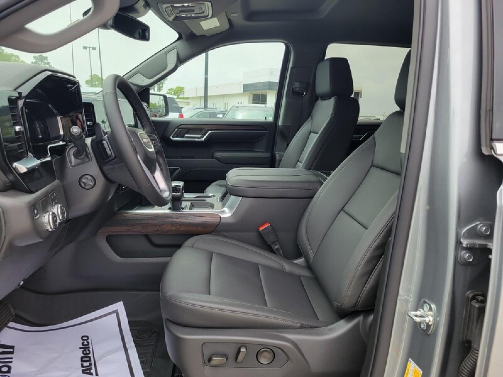 2026 GMC Sierra 1500 Crew Cab Short Box 2-Wheel Drive SLT