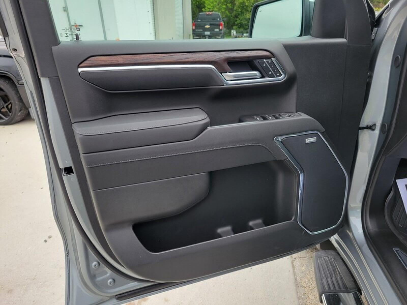 2026 GMC Sierra 1500 Crew Cab Short Box 2-Wheel Drive SLT