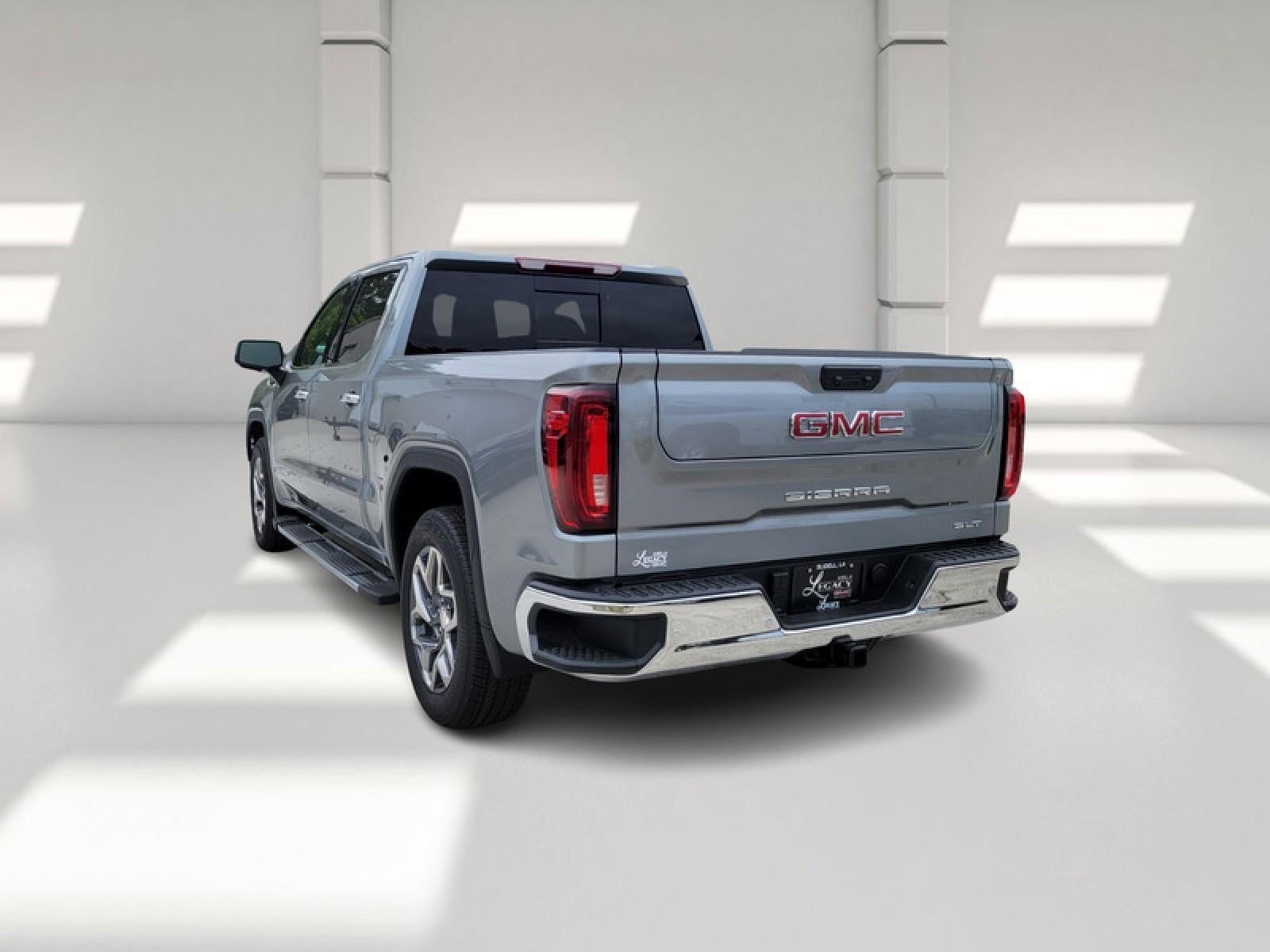 2026 GMC Sierra 1500 Crew Cab Short Box 2-Wheel Drive SLT