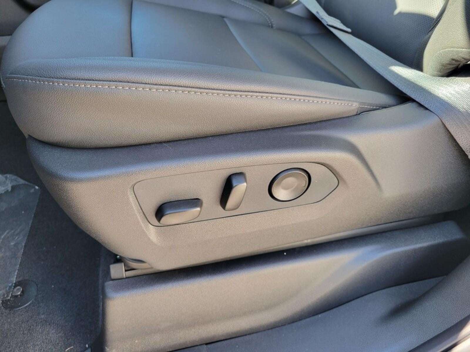 2026 GMC Sierra 1500 Crew Cab Short Box 2-Wheel Drive SLT