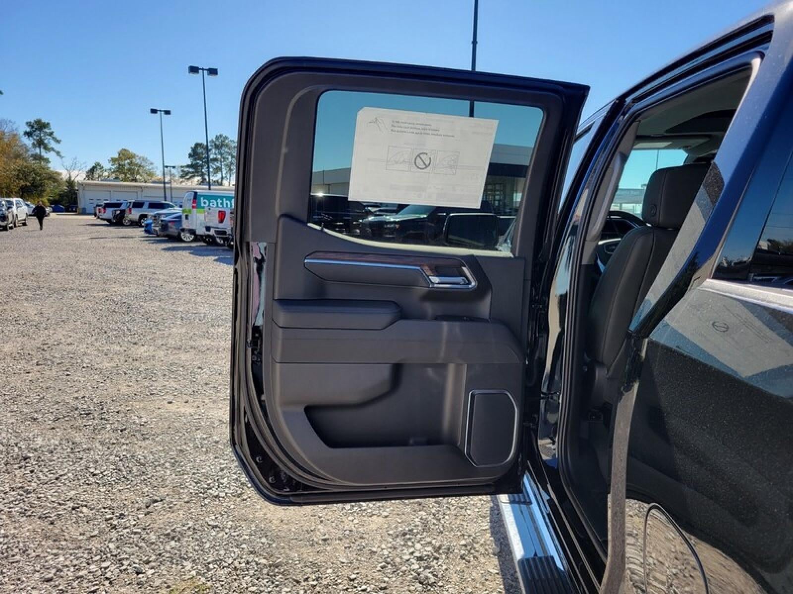 2026 GMC Sierra 1500 Crew Cab Short Box 2-Wheel Drive SLT