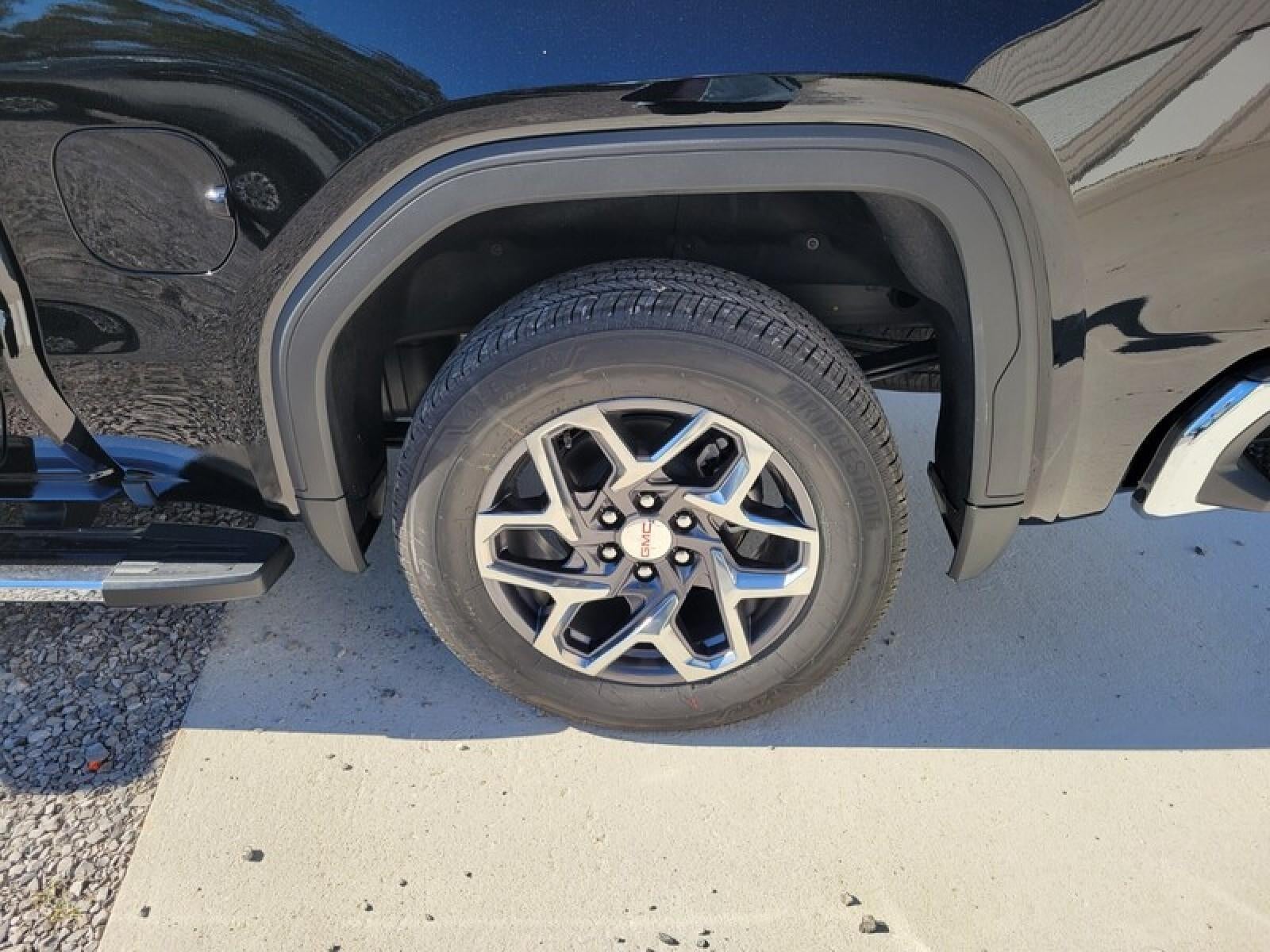 2026 GMC Sierra 1500 Crew Cab Short Box 2-Wheel Drive SLT