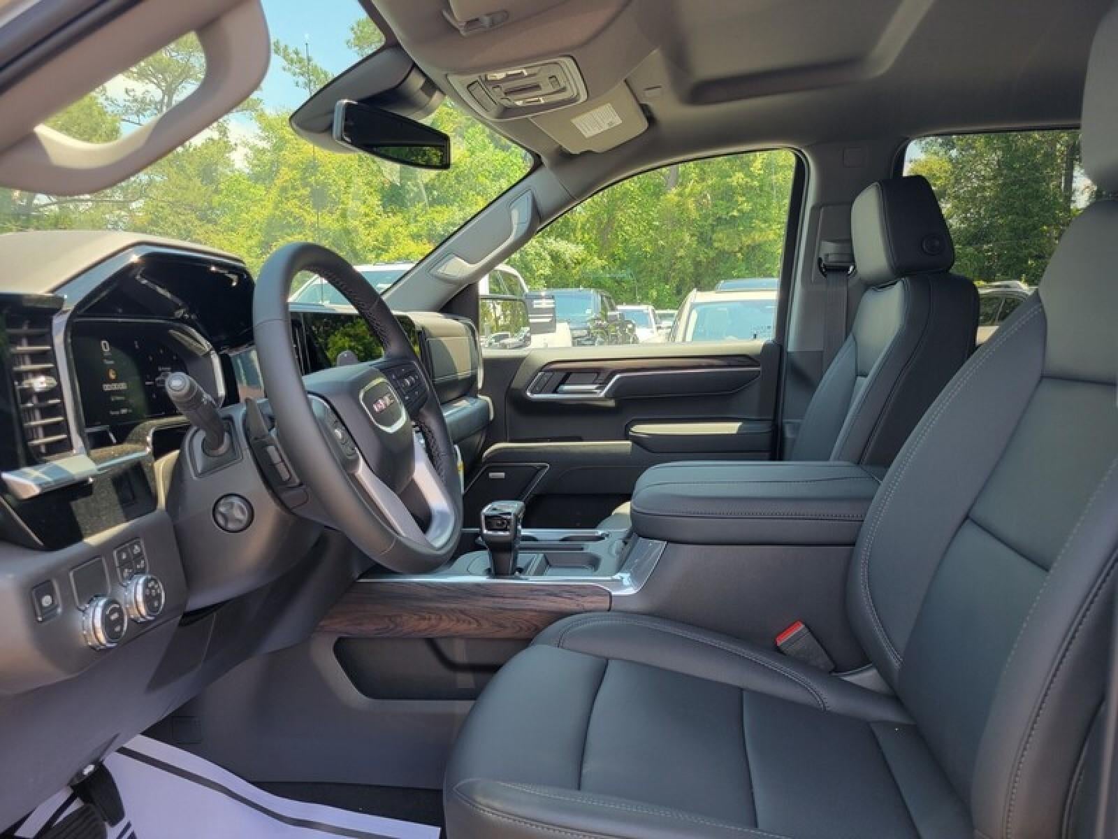 2026 GMC Sierra 1500 Crew Cab Short Box 2-Wheel Drive SLT