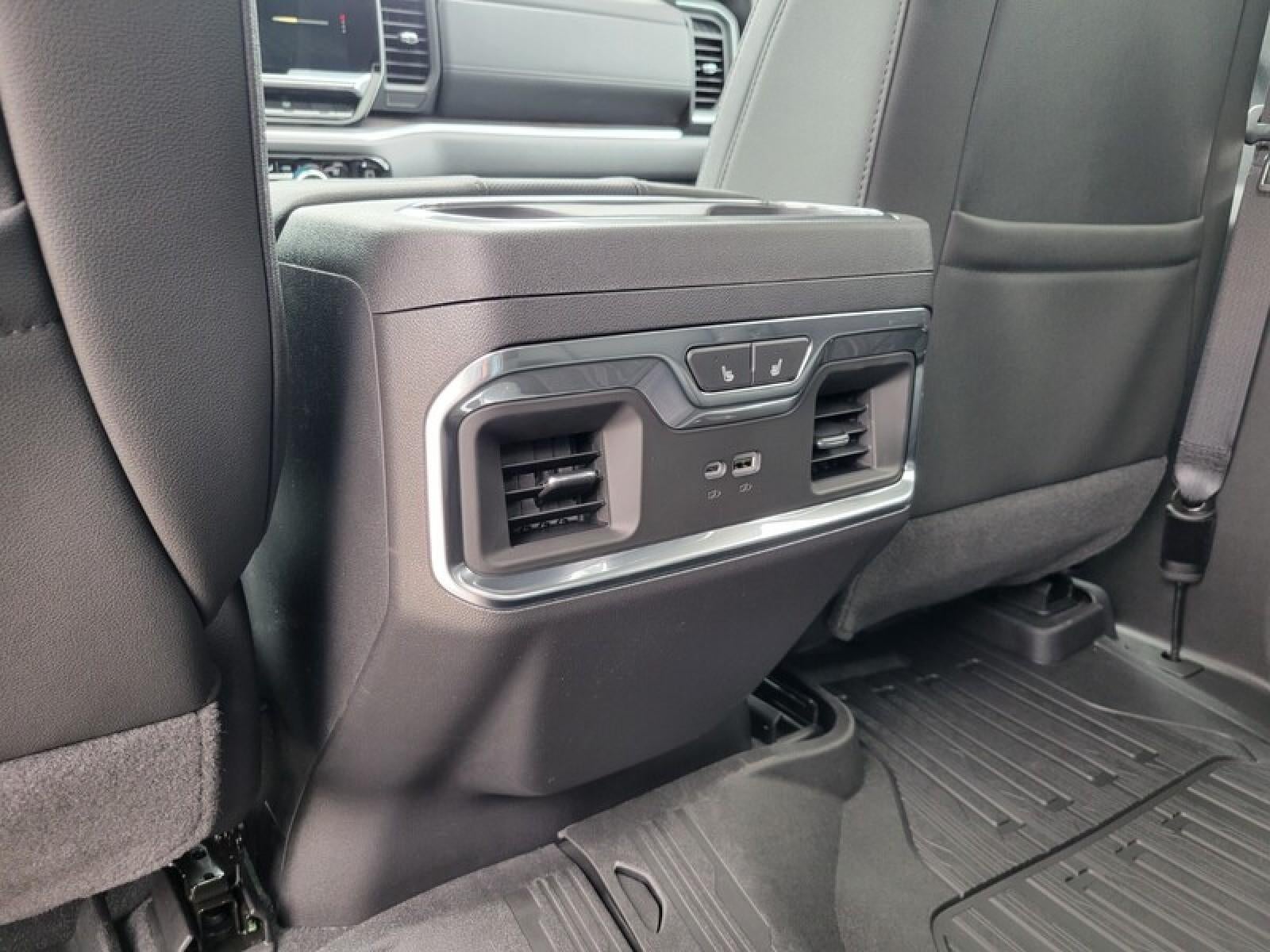 2026 GMC Sierra 1500 Crew Cab Short Box 2-Wheel Drive SLT