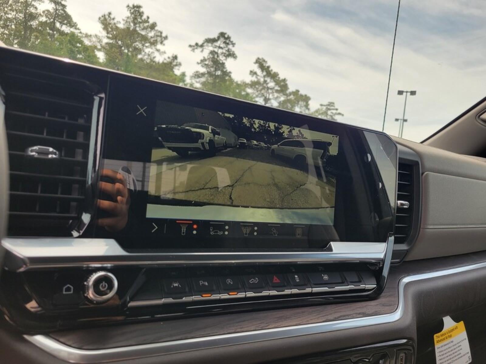 2026 GMC Sierra 1500 Crew Cab Short Box 2-Wheel Drive SLT