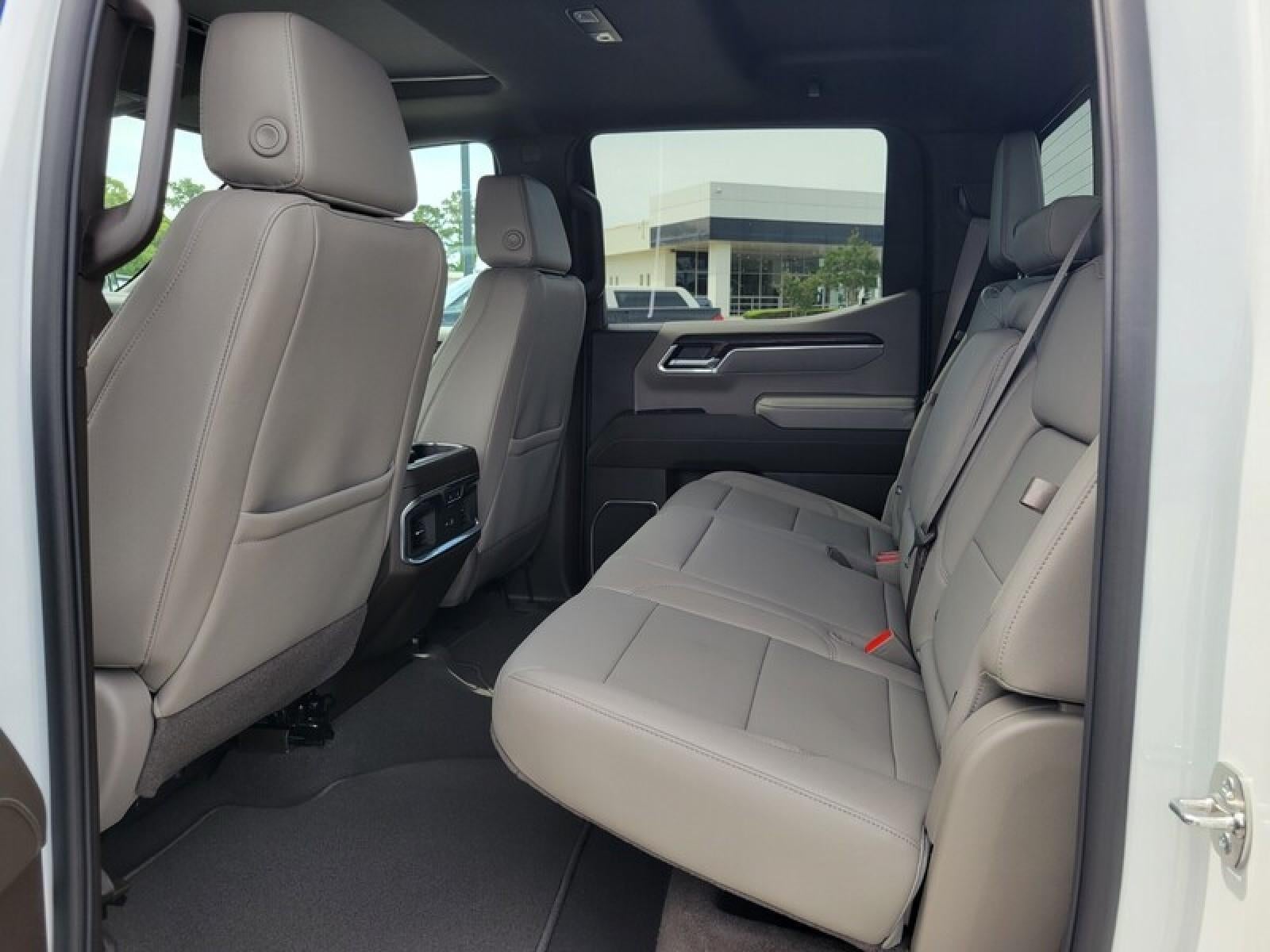 2026 GMC Sierra 1500 Crew Cab Short Box 2-Wheel Drive SLT