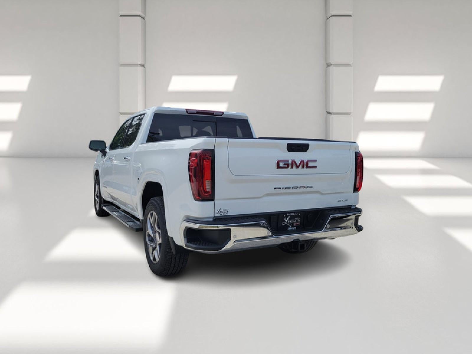 2026 GMC Sierra 1500 Crew Cab Short Box 2-Wheel Drive SLT