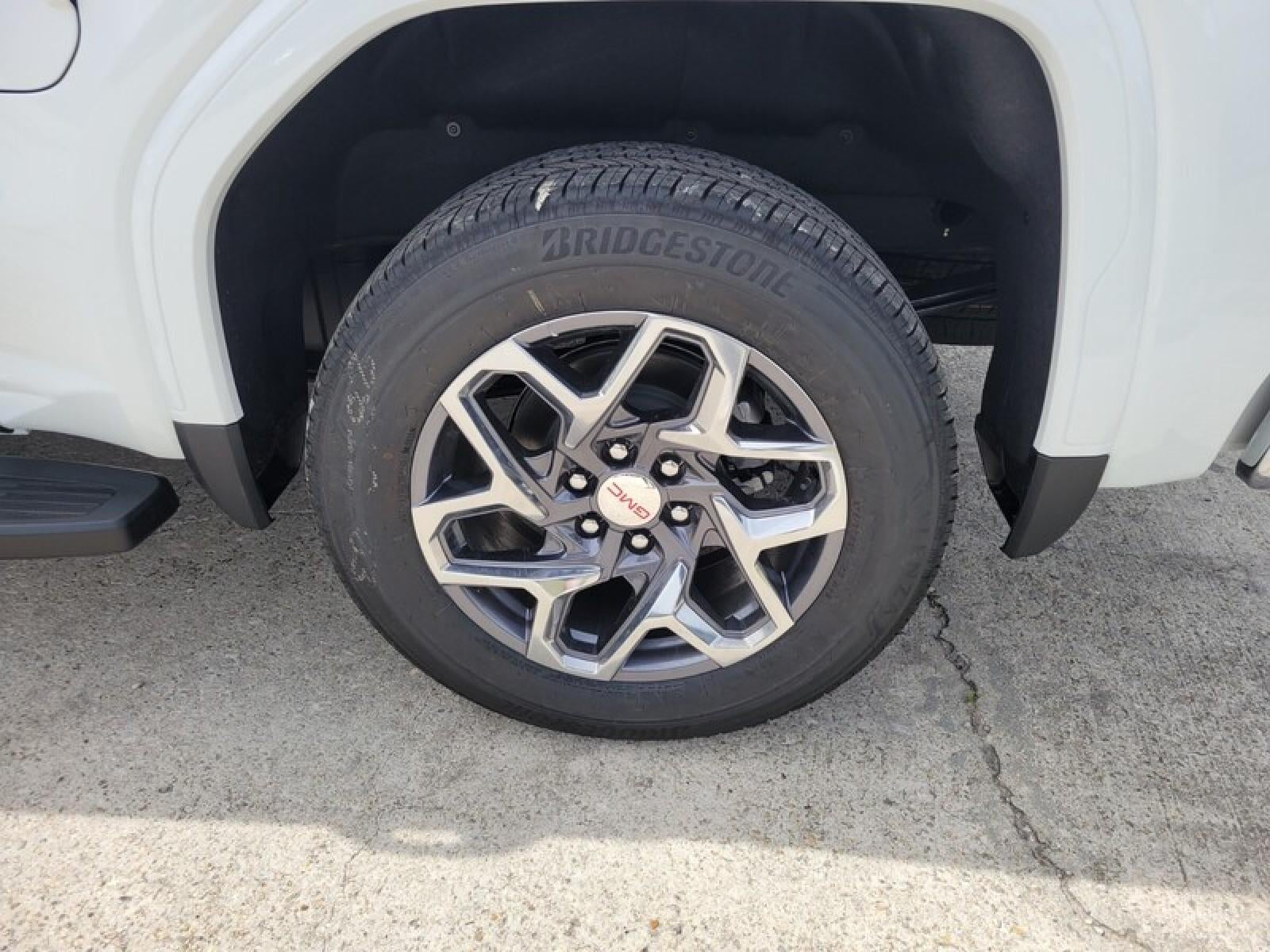2026 GMC Sierra 1500 Crew Cab Short Box 2-Wheel Drive SLT