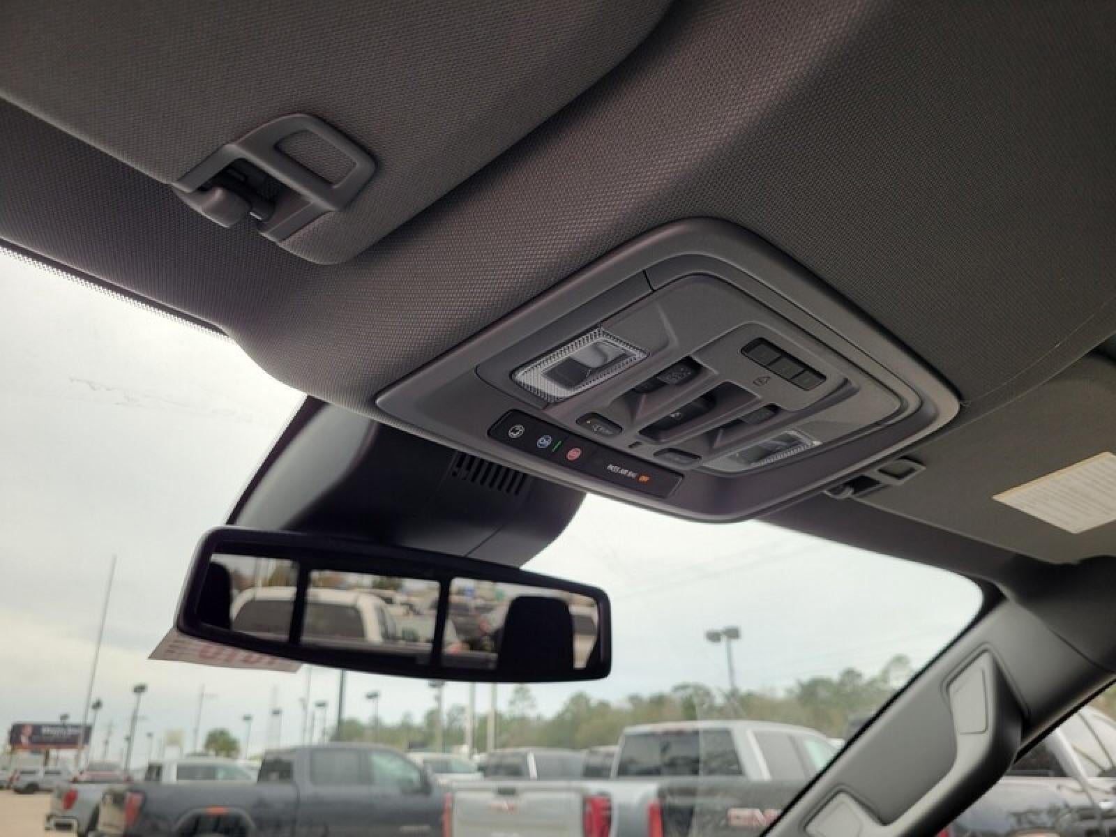 2026 GMC Sierra 1500 Crew Cab Short Box 2-Wheel Drive SLT