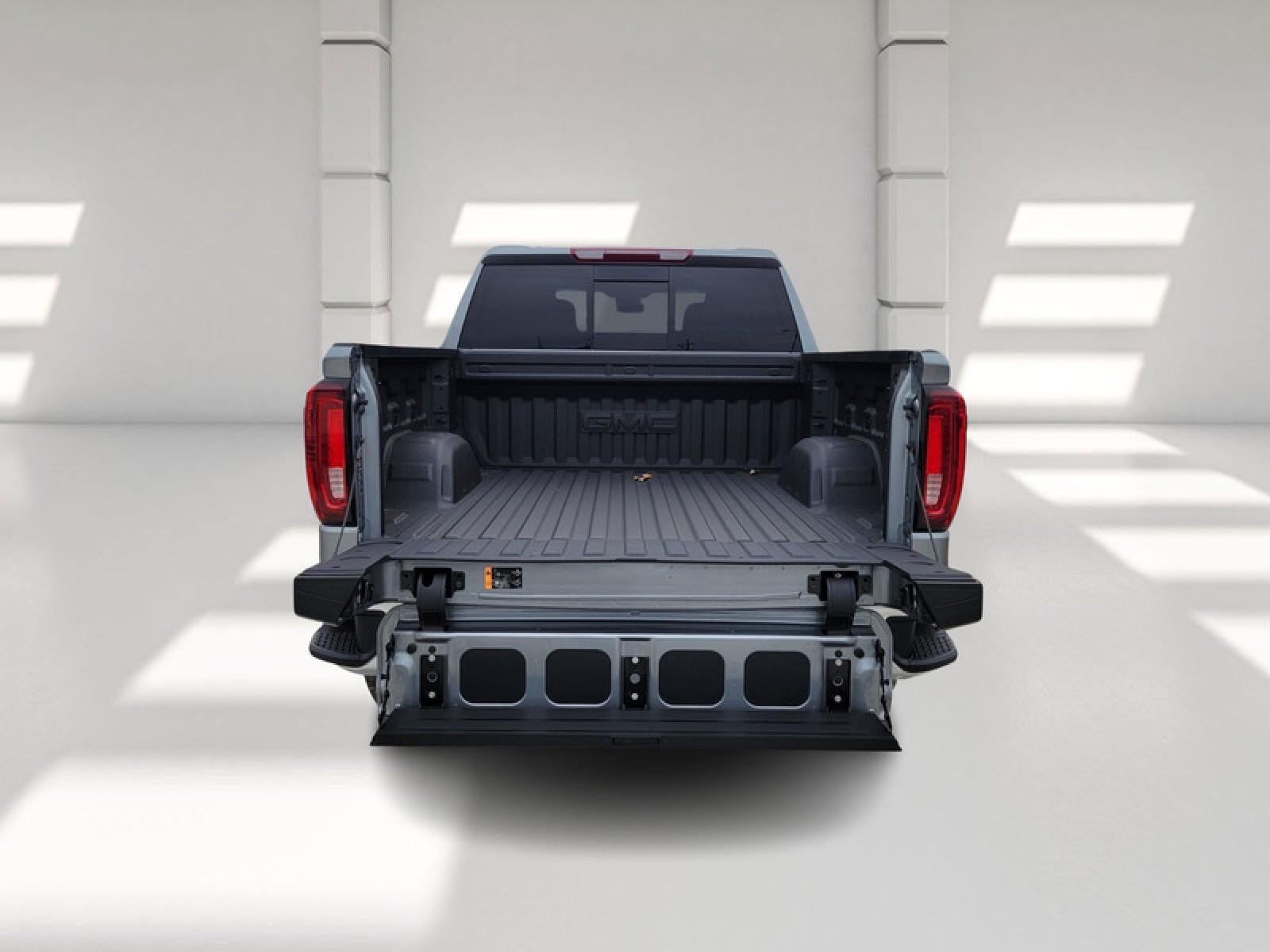 2026 GMC Sierra 1500 Crew Cab Short Box 2-Wheel Drive SLT