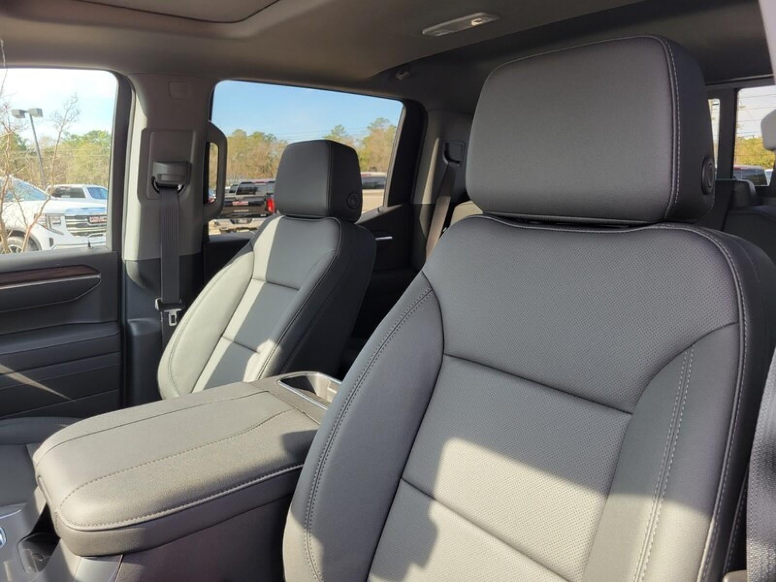 2026 GMC Sierra 1500 Crew Cab Short Box 2-Wheel Drive SLT